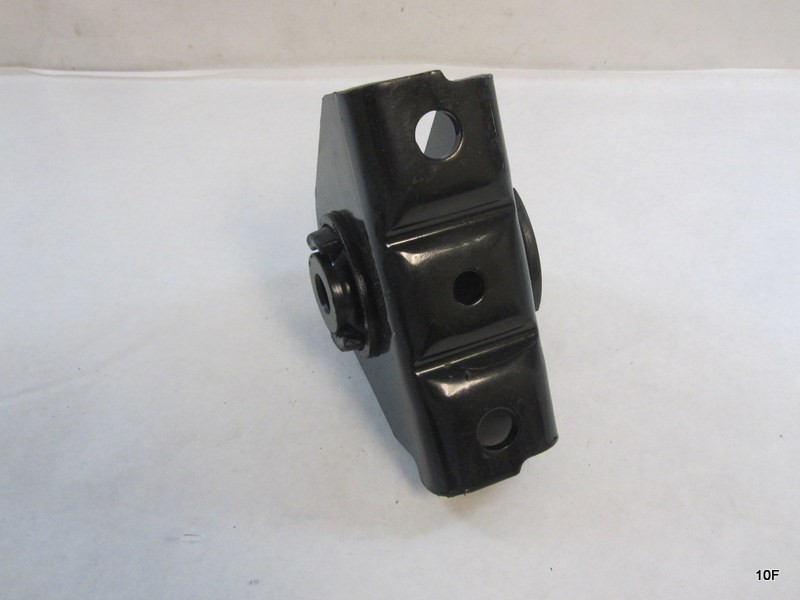 Front Cab Mount w/ Bushing Replaces 18-59922-000 M17431 Freightliner