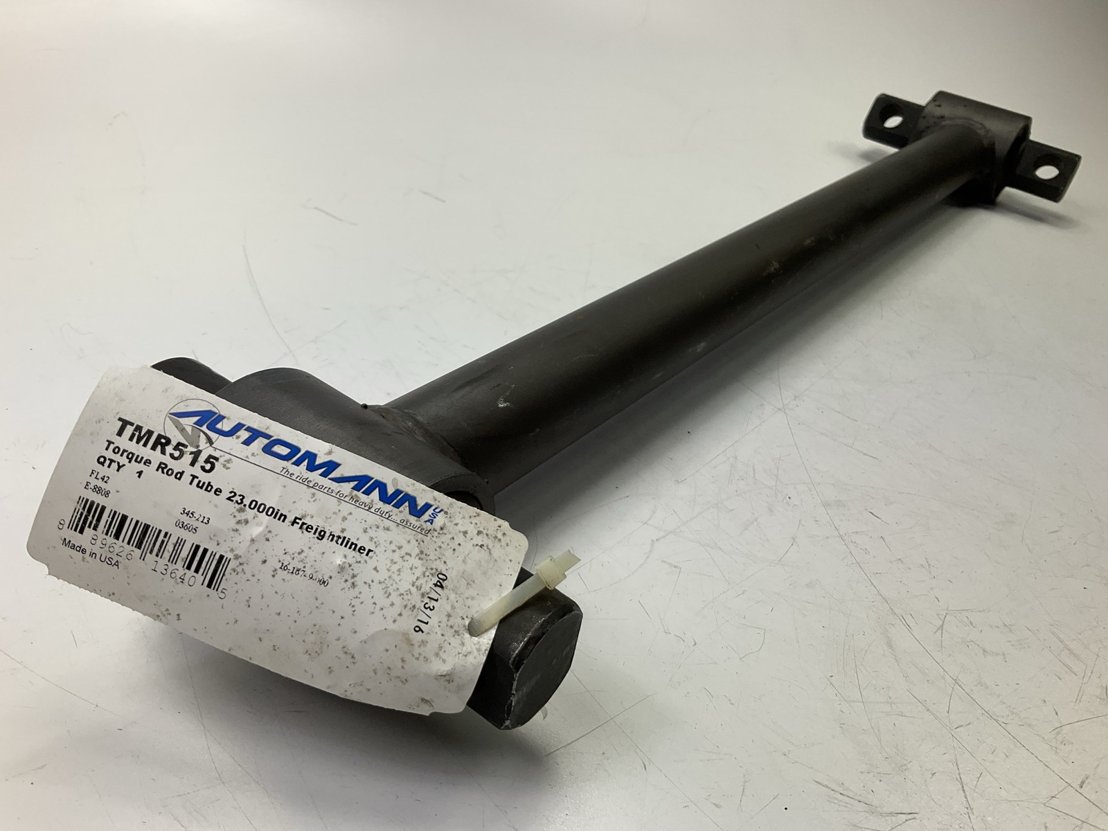Automann TMR515 Torque Rod, 23″ For Freightliner, Replaces 16-167-9000, E-8808