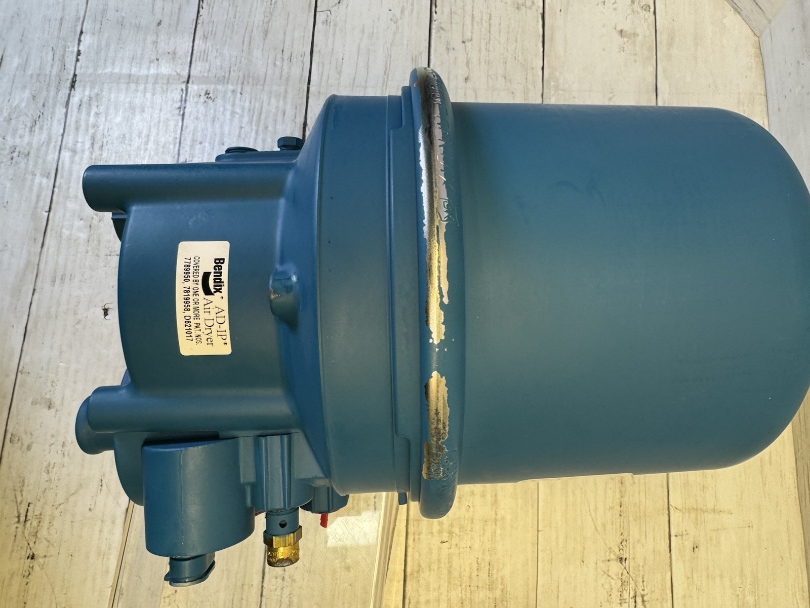 Bendix 109477X AD-IP Air Dryer 0035742012 Remanufactured No Core Charge