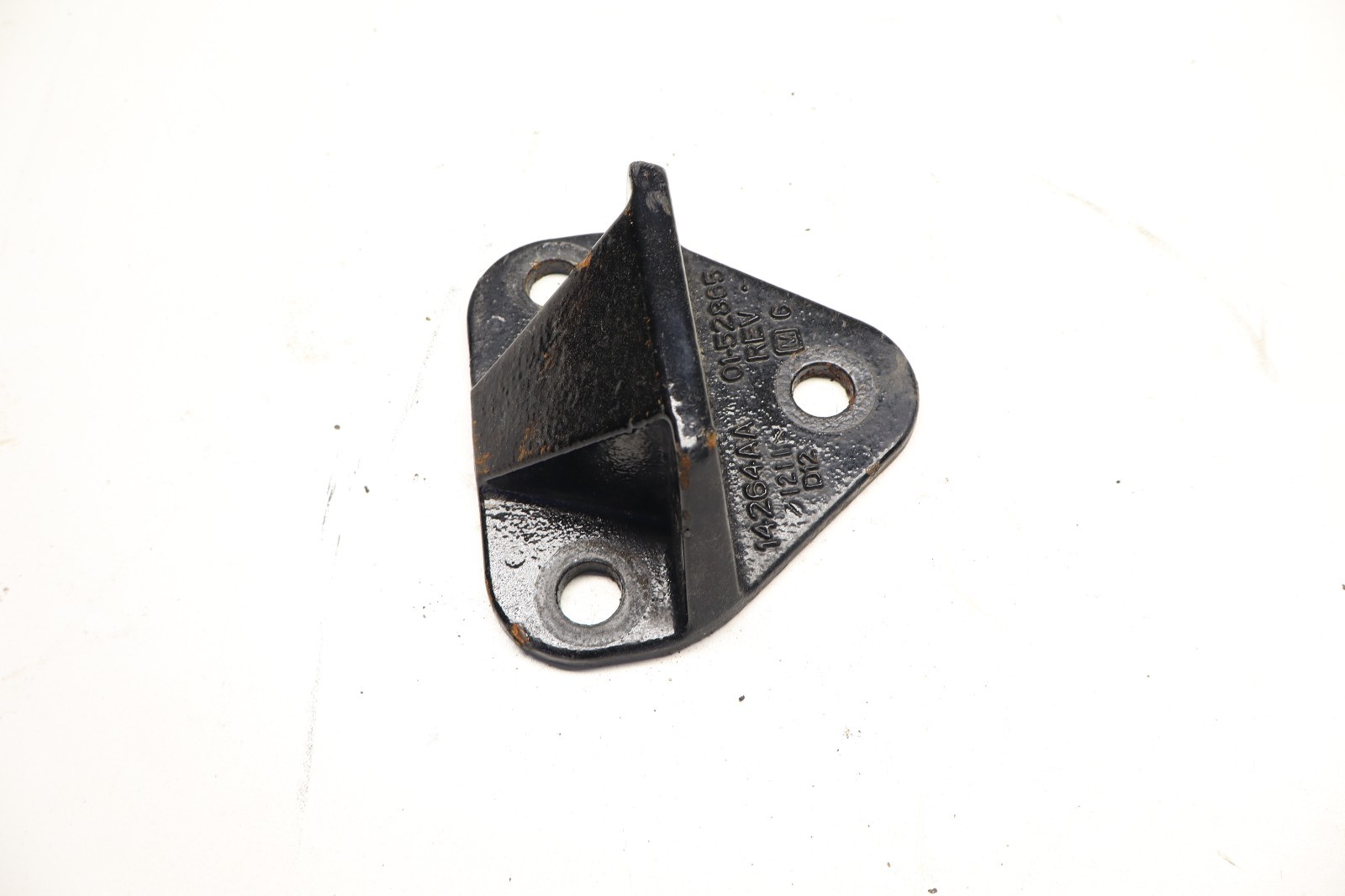 2022 PETERBILT 579 REAR AXLE FRAME BUMPER STOP BRACKET 01-52865