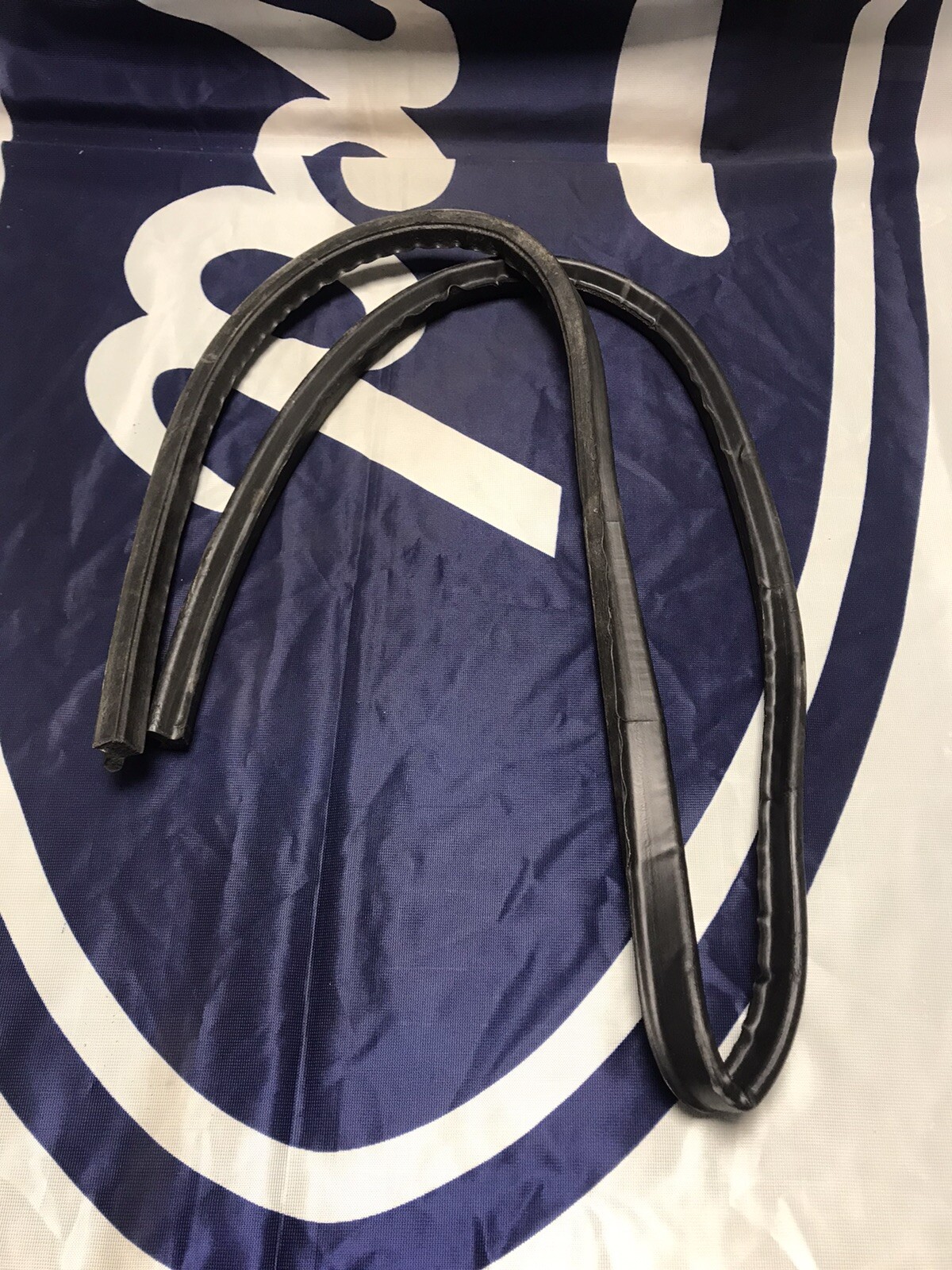NOS GENUINE FORD D-SERIES LOWER DOOR WEATHER STRIP DOOR SEAL RUBBER CLASSIC
