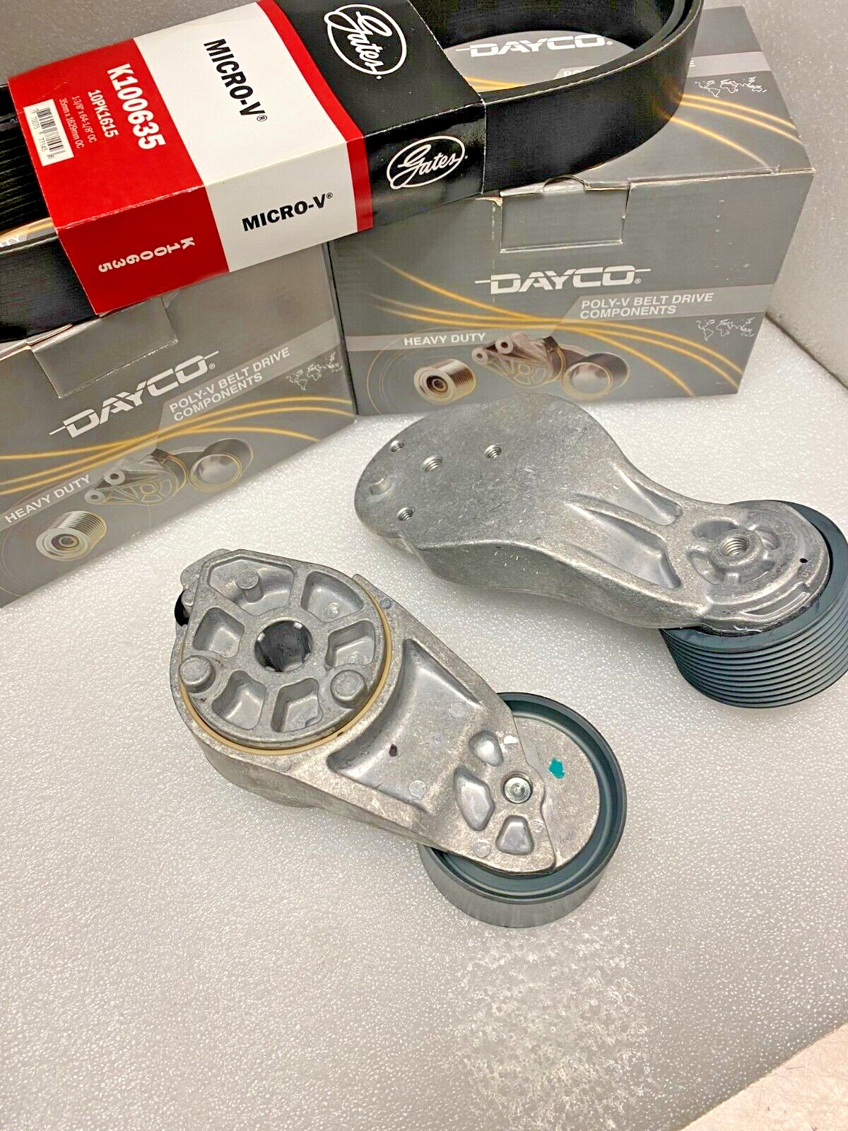 GENUINE DAYCO Volvo D13 TENSIONER KIT WITH BELT 22696301 22674901 22690514