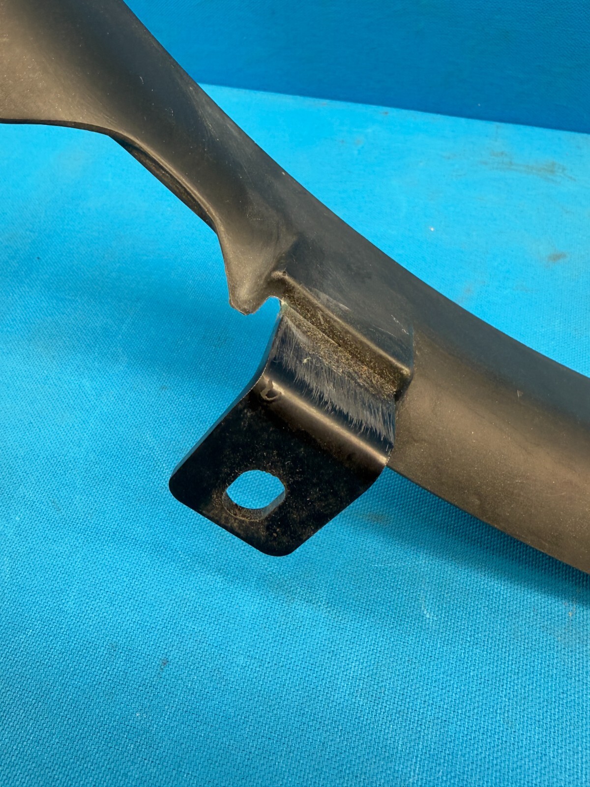 Genuine Paccar F22-1157 Black Fan Ring Shroud Assembly
