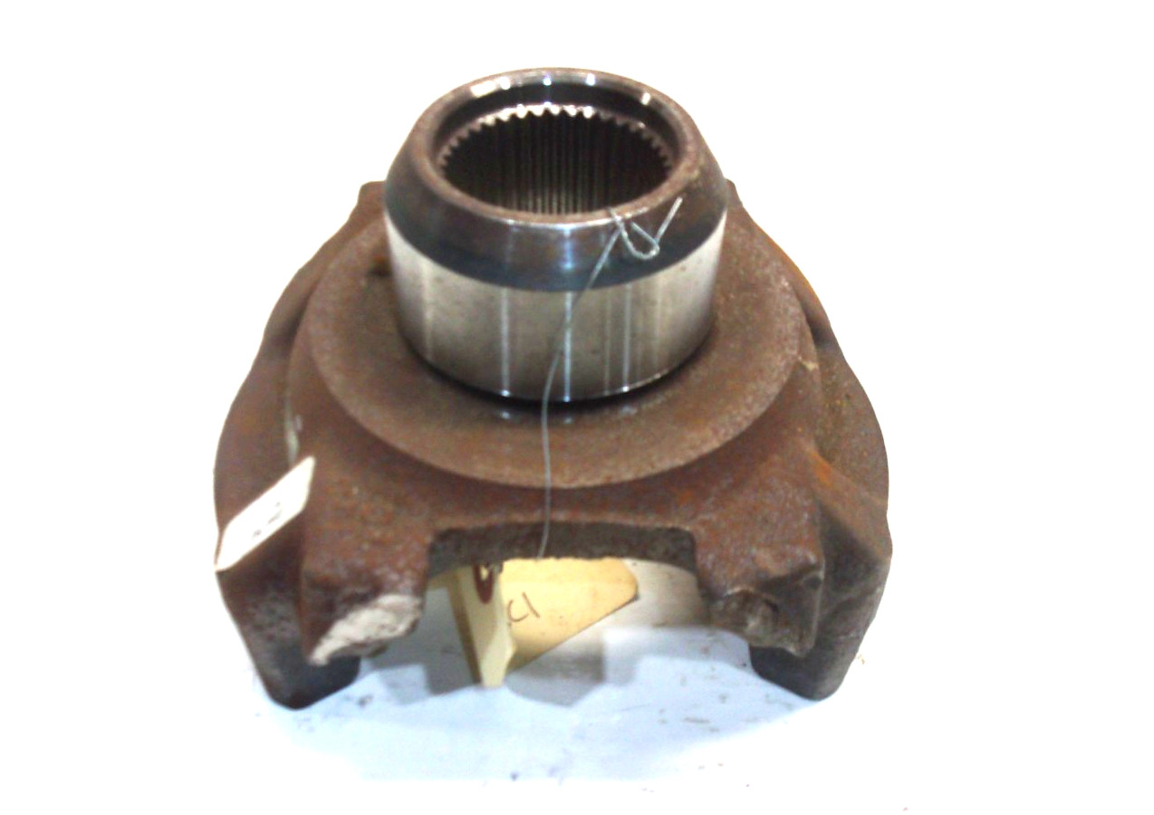 170-4-821-1 NEW DANA SPICER END YOKE ASSEMBLY INTERNATIONAL 3515486C1