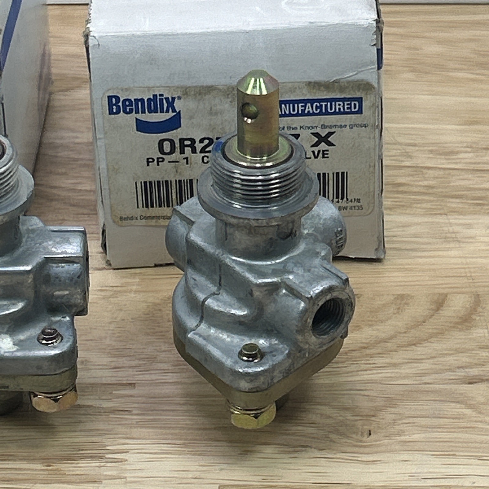 Lot Of 3 Bendix Dash Control Valve OR276567X PP-1 New Old Stock OEM
