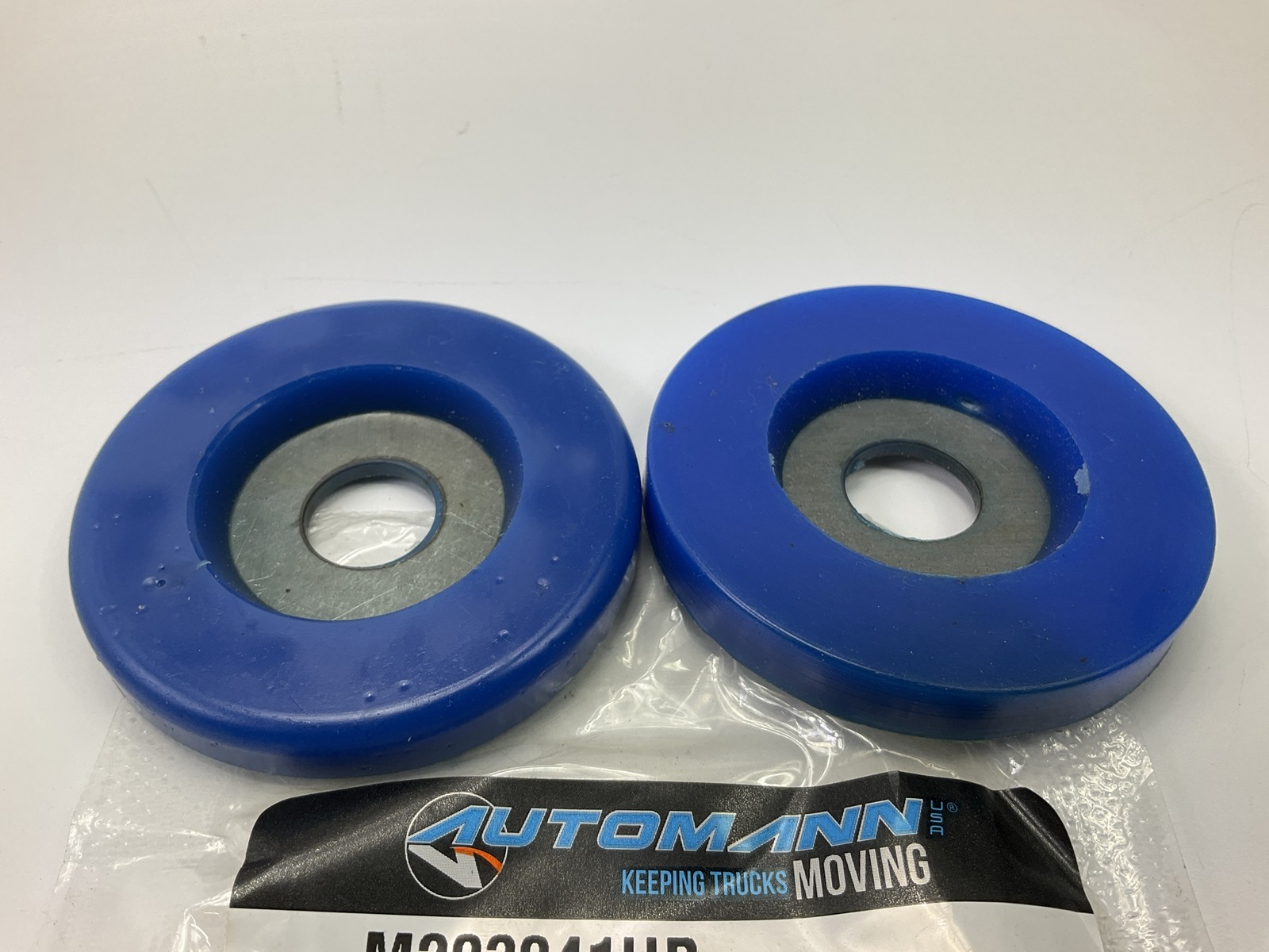 (2) Automann M203041UB Motor Mount Bushing Poly For Kenworth T600 T700 T800 W900