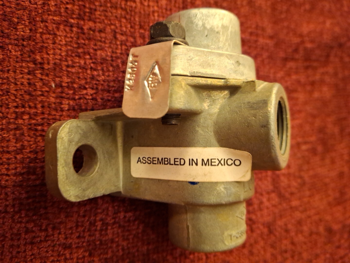 Genuine Bendix DC-4 Double Check Valve #278614 OEM Original Box Truck Air Brakes