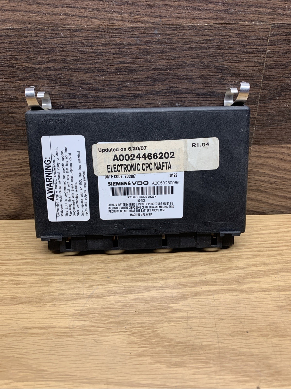 2008-2011 Freightliner CASCADIA Cab Control Module CECU – Used | P/N A0024466202