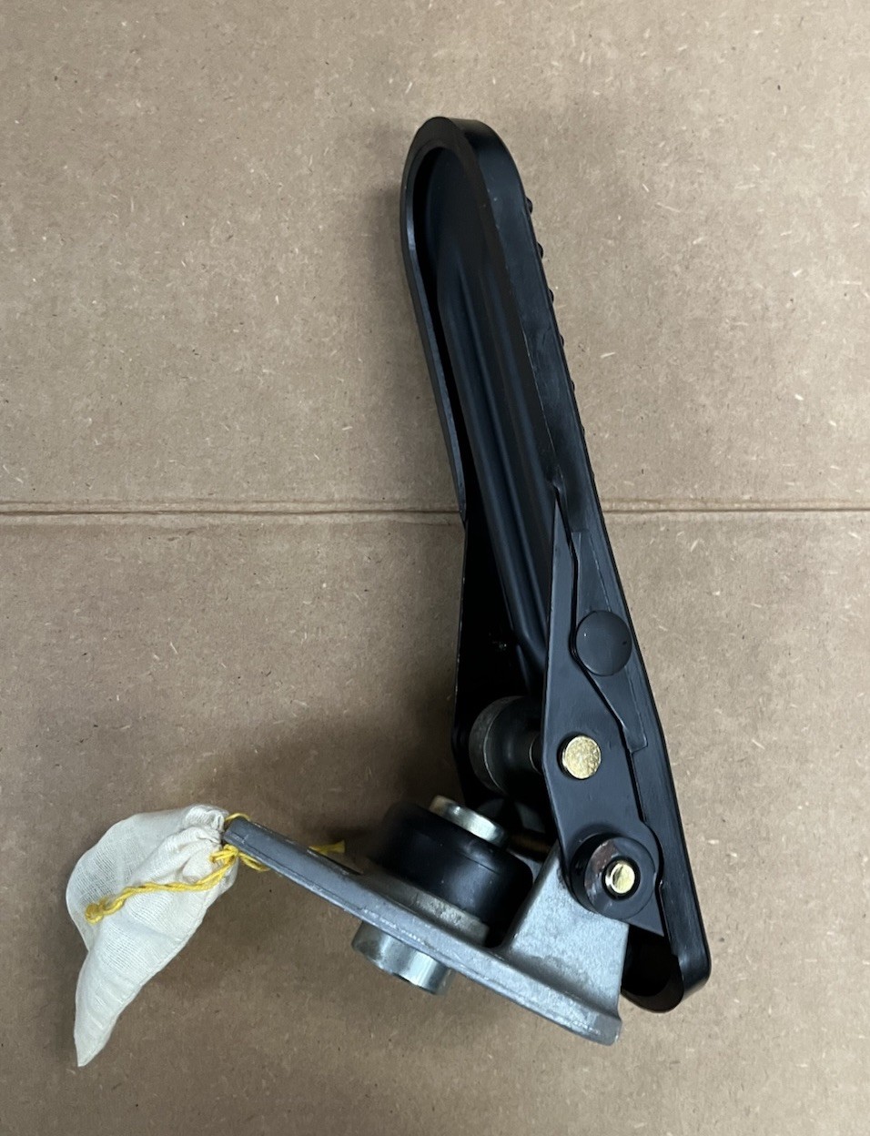 GENUINE BENDIX 288852 E-3/E-6 TREADLE ASSY FOOT PEDAL ASSY