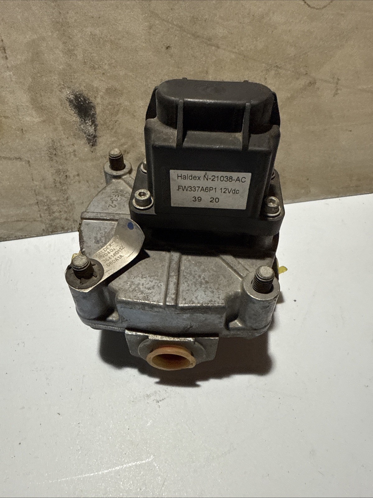 Haldex ABS Modulator Valve RV040 364140112 289A3A N-21038-AC FW337A6P1 OEM