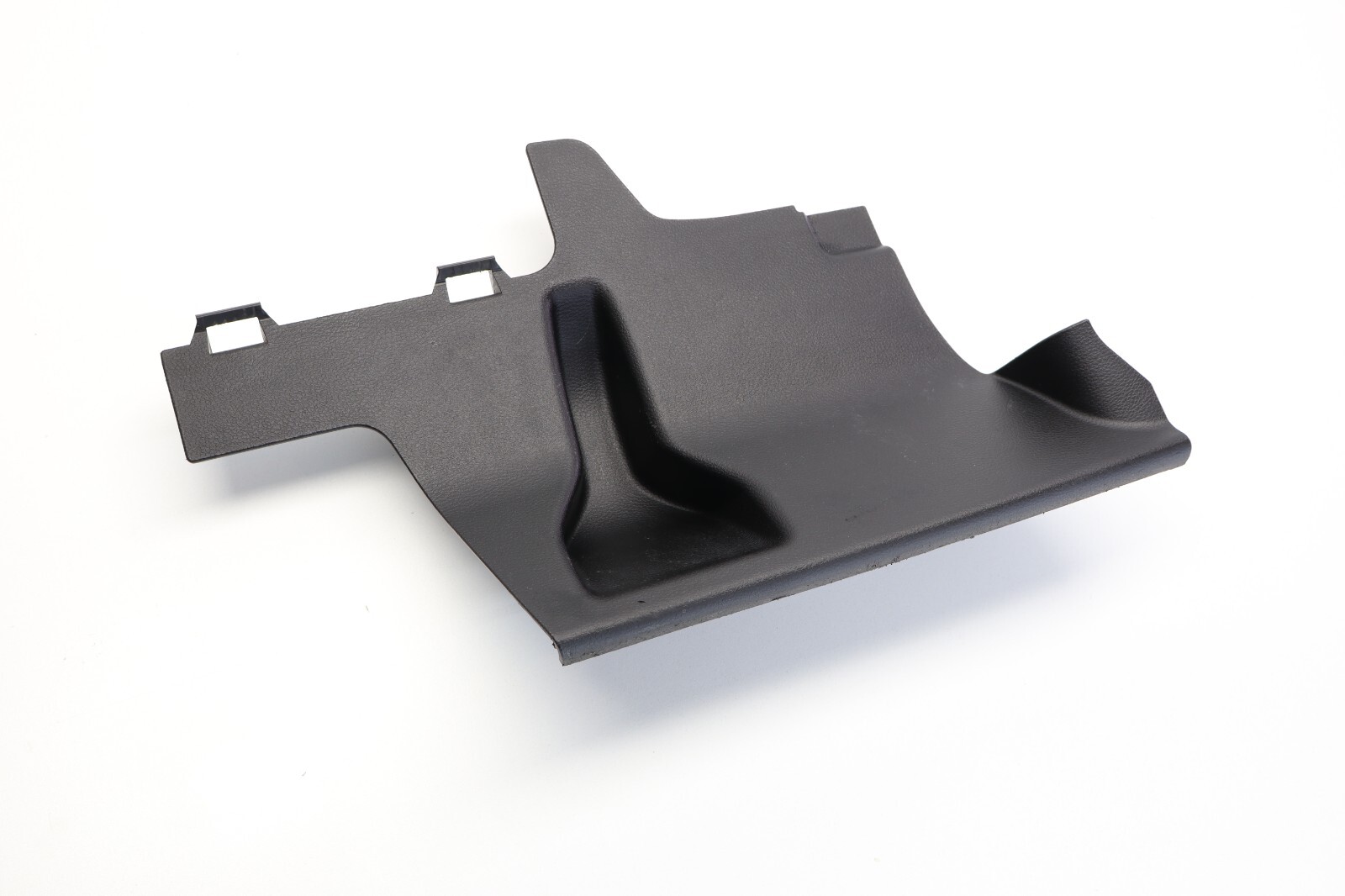 2022 PETERBILT 579 PACCAR FRONT LEFT LOWER KICK PANEL TRIM S60-1304