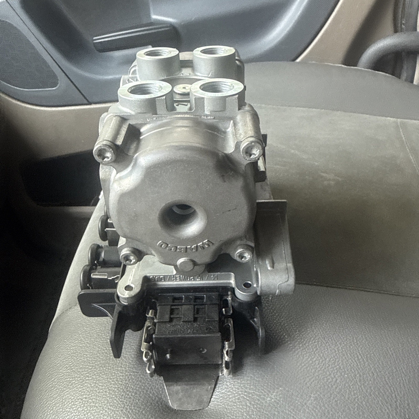 S4005001030 / 4005001030 | Genuine WABCO® ABS ECU Valve Assembly OEM