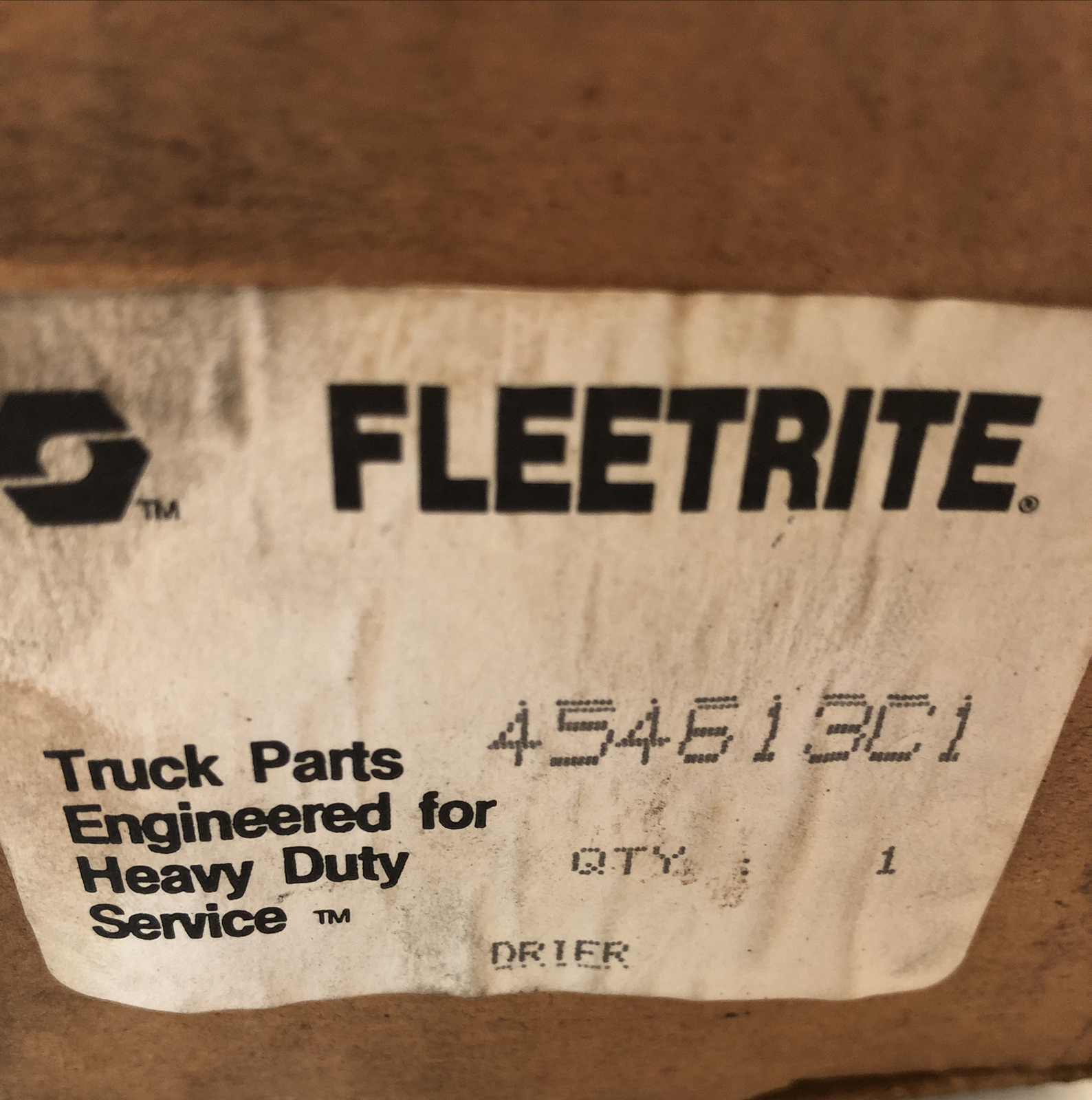GENUINE INTERNATIONAL FLEETRITE 454613C1 RECEIVER DRIER FILTER NEW OEM