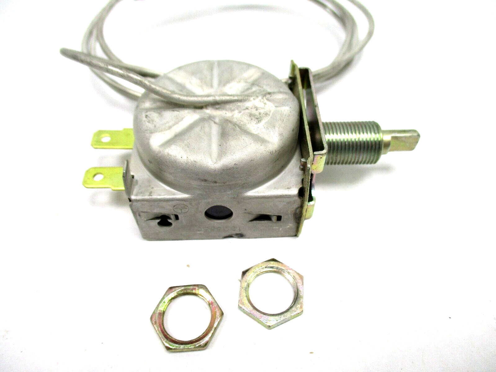 109268C2 fits CASE THERMOSTATIC SWITCH
