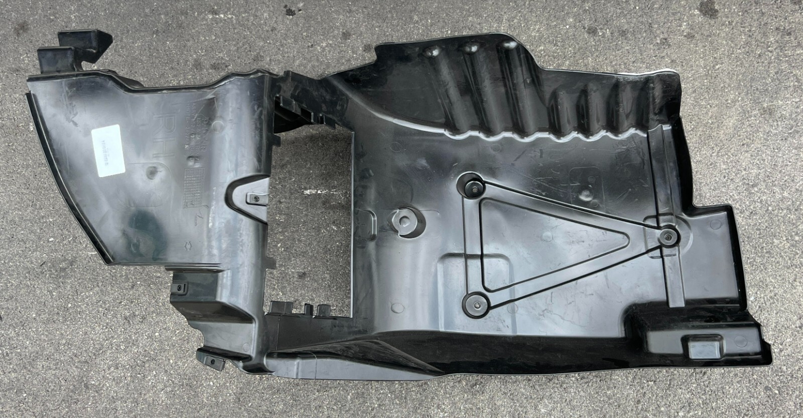 L52-6030 Genuine Paccar Inner Fender Liner RH/S OEM – New