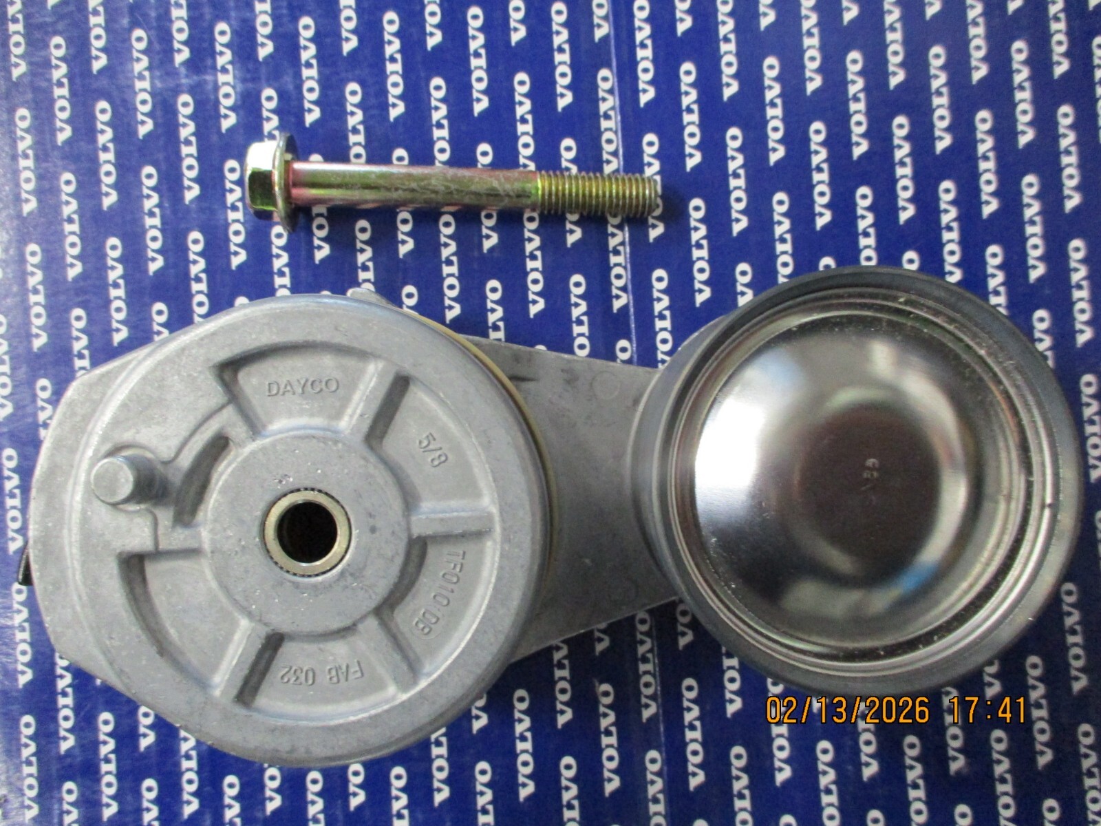 Volvo D13 2017-21 a/c belt tensioner OEM HD 21819687 Dayco brand made in Italy