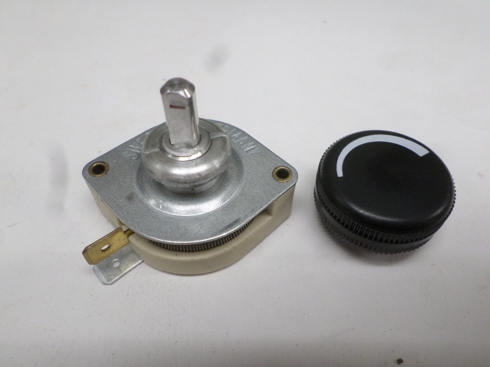 New Flyer 6309985 Drivers Heat Switch w/ Potentiometer SWF 500.628