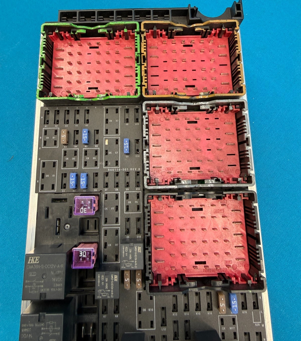 Genuine OEM Paccar P27-1209-01010 Cab PDC 2.1M Fuse Panel Assembly