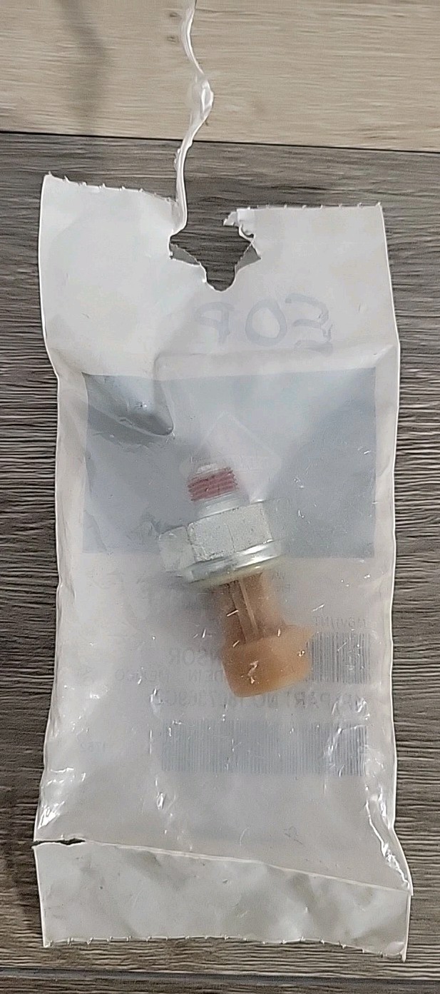 Genuine OEM International Oil Pressure Sensor 1807369C2