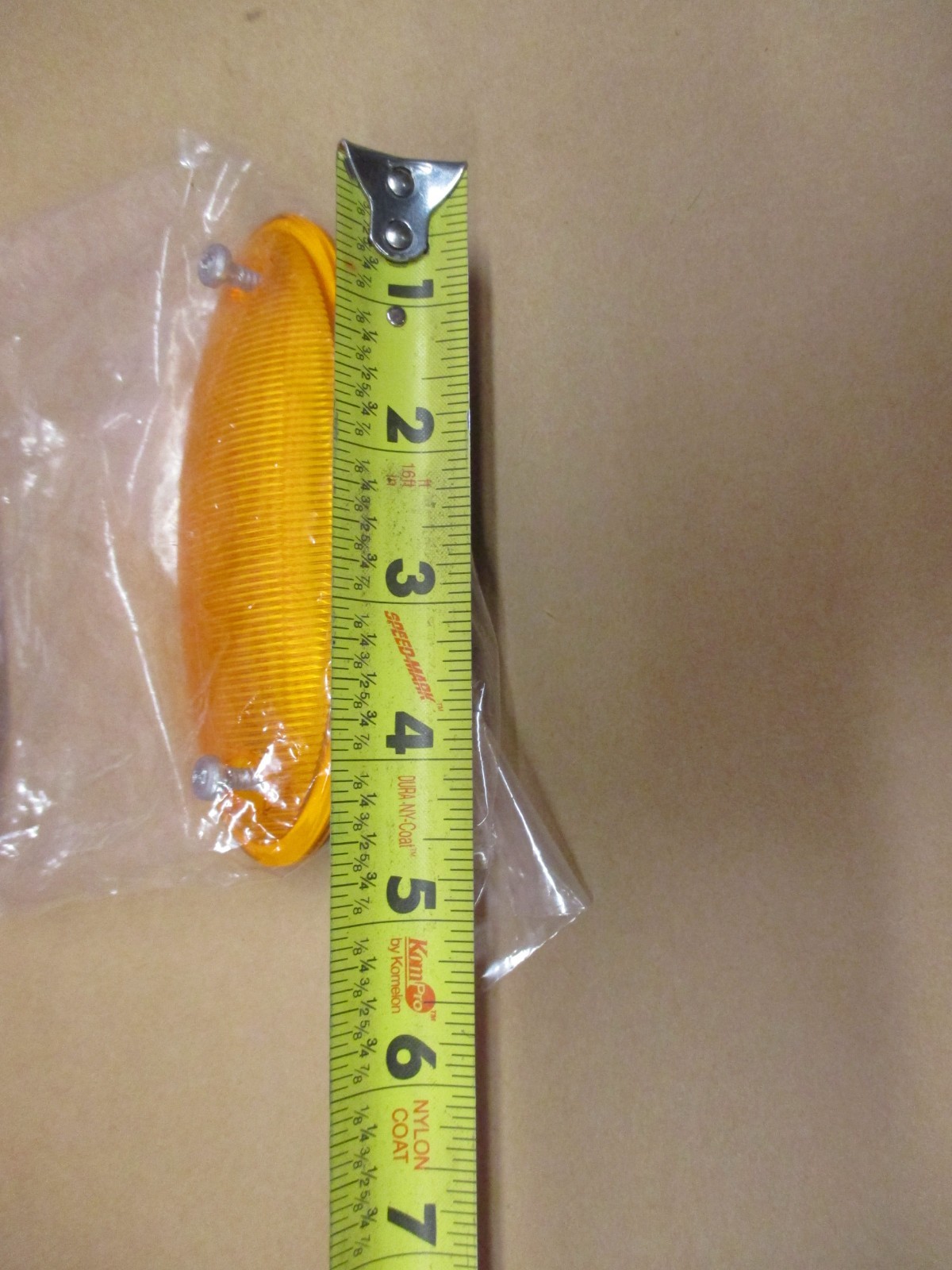INTERNATIONAL 3524553C94 AMBER CLEARANCE / MARKER LIGHT NEW