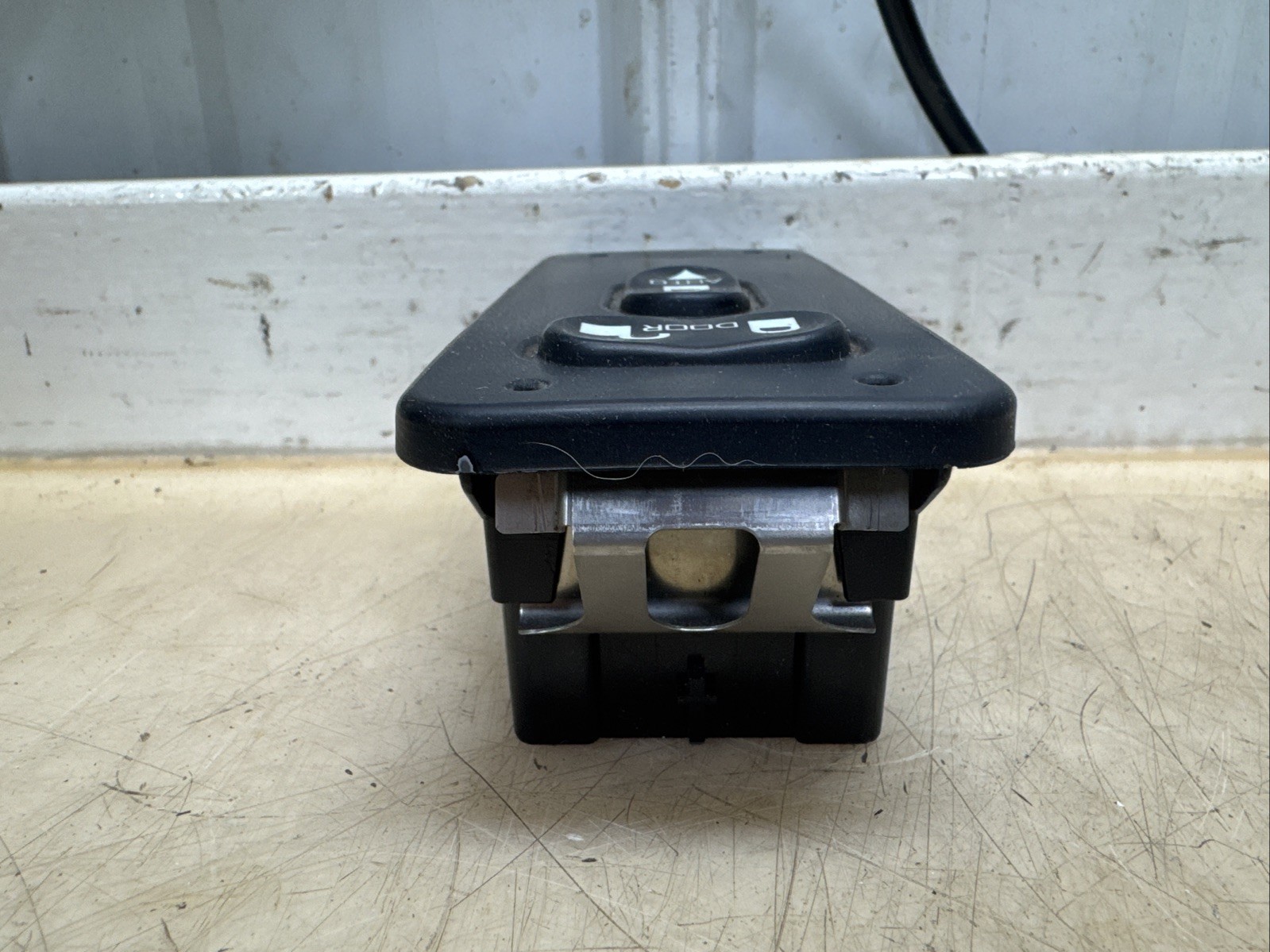 2013 INTERNATIONAL PROSTAR+ RH DOOR/WINDOW SWITCH 3544936C6 YAZAKI: 3817900-410