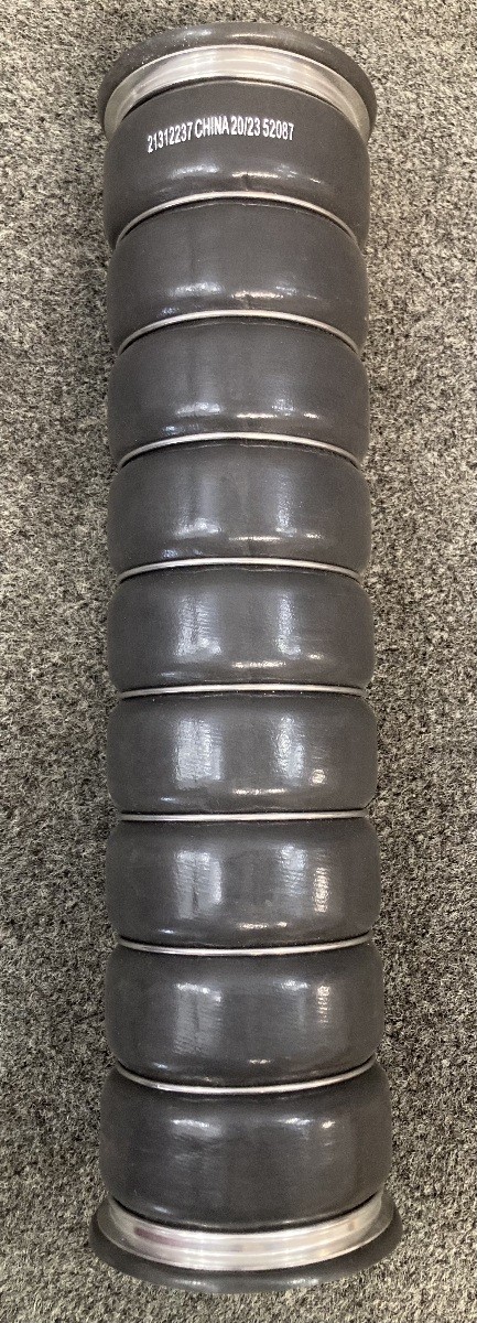 New Replaces Volvo 21312237 Intercooler Hose