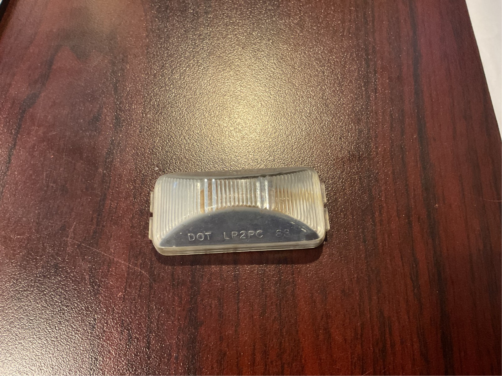 LP2PC 88 Clearance/Marker Light Incandescent, Clear/Polycarbonate Le