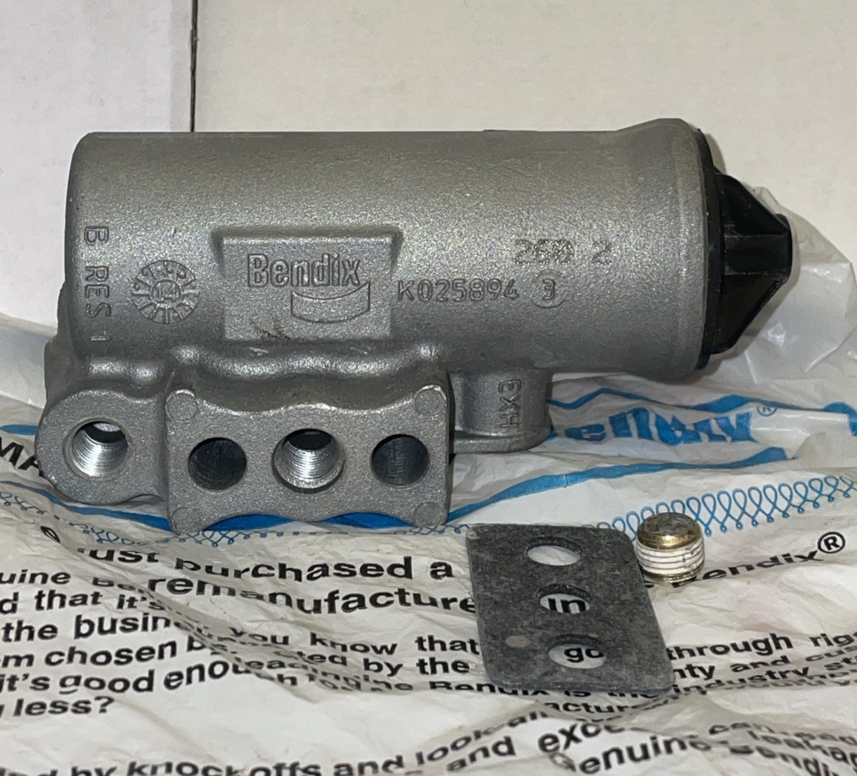 BENDIX REMAN CORELESS D-2 GOVERNOR VALVE – OR275491X