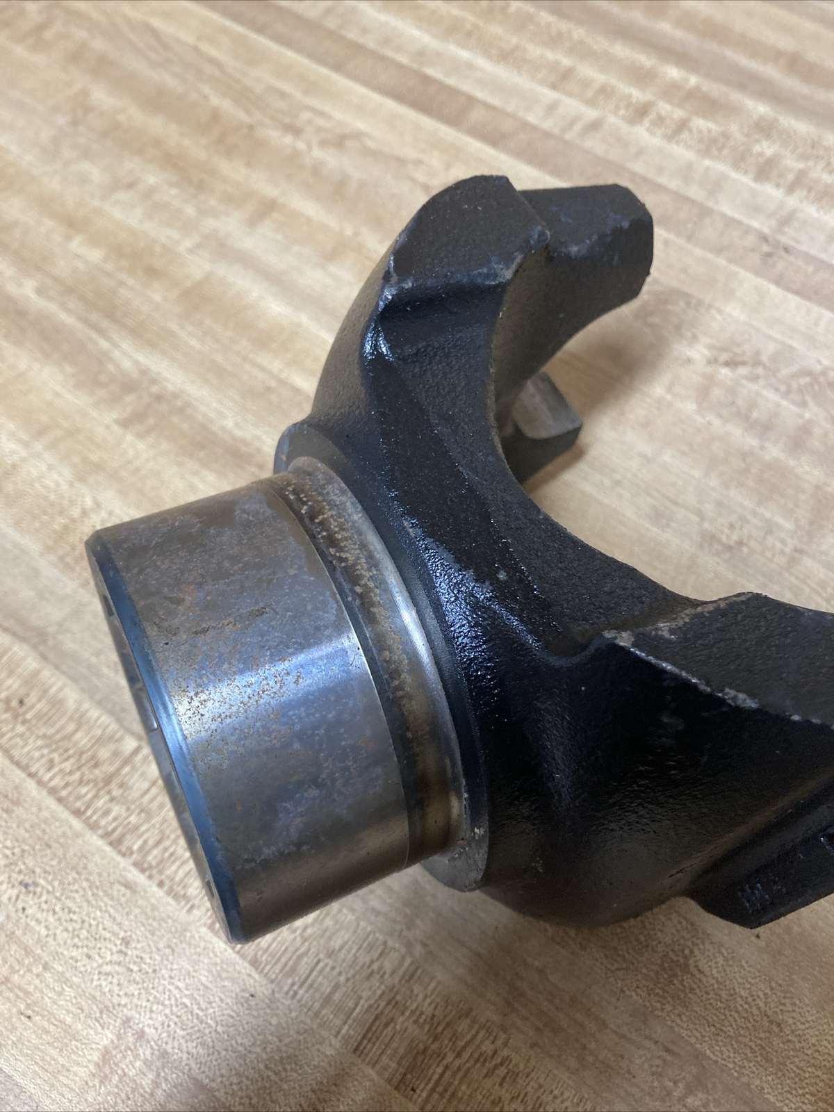 Genuine Dana Spicer C6-4-419-3 End Yoke / Housing New
