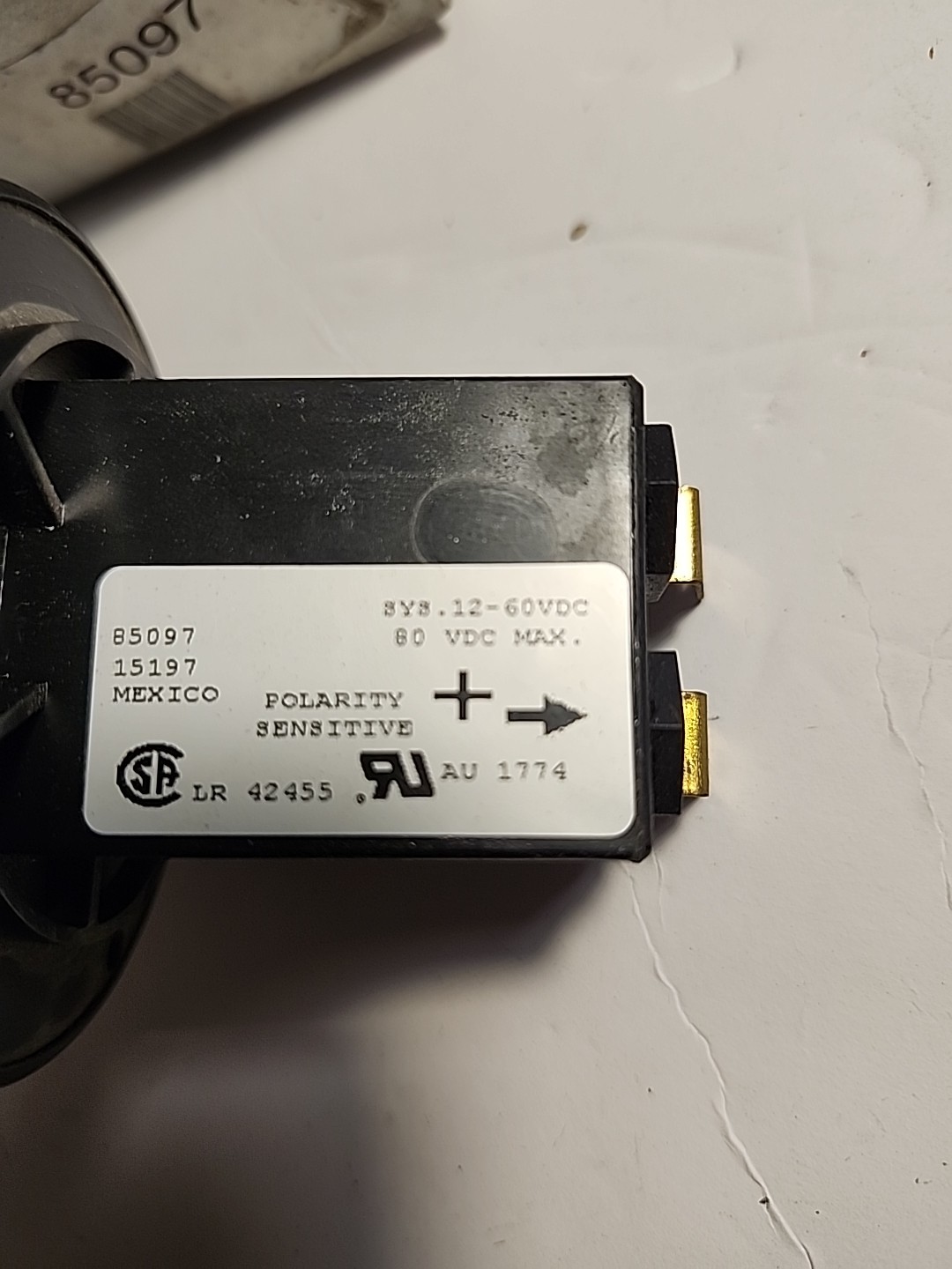 NEW Honeywell hour meter 85097 with vibration mount| Truck Parts