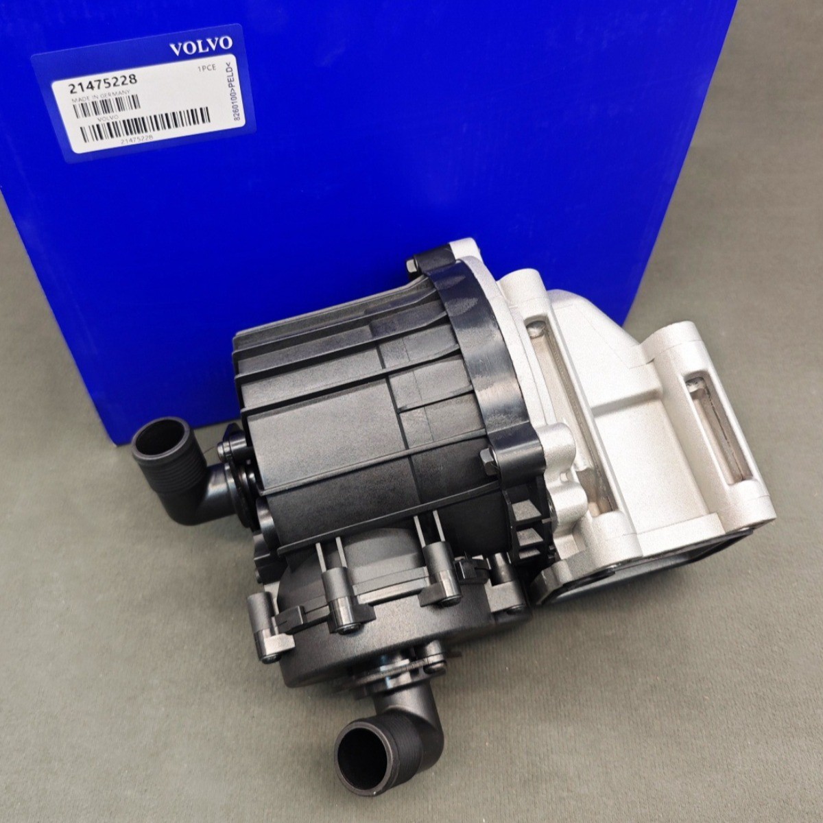 New Oil Crankcase Ventilation Separator for 21122539 21475228 Volvo D13 MP8