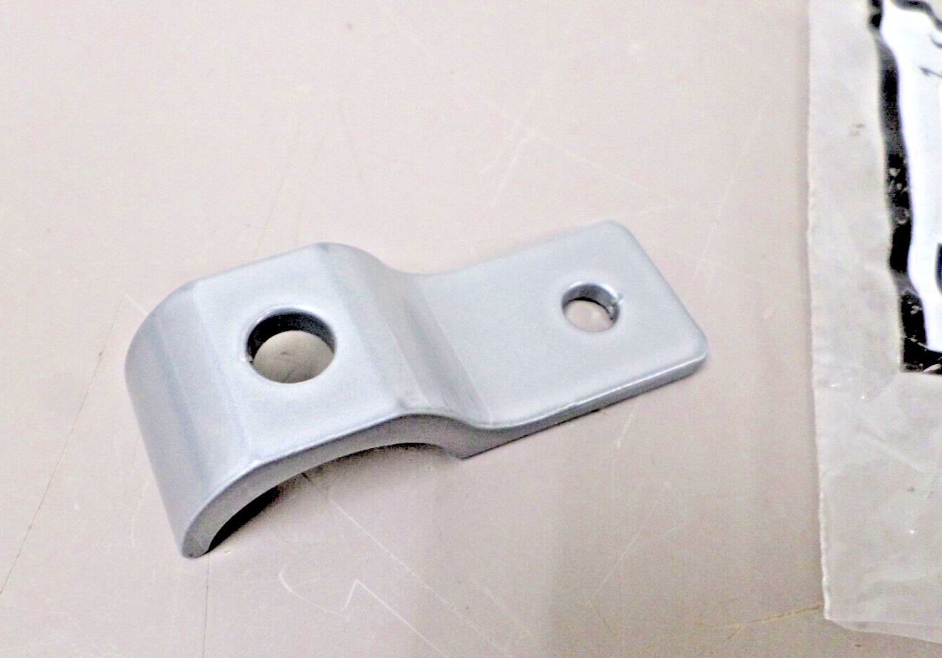 New Flyer 100863 Stantion and Panel Retainer