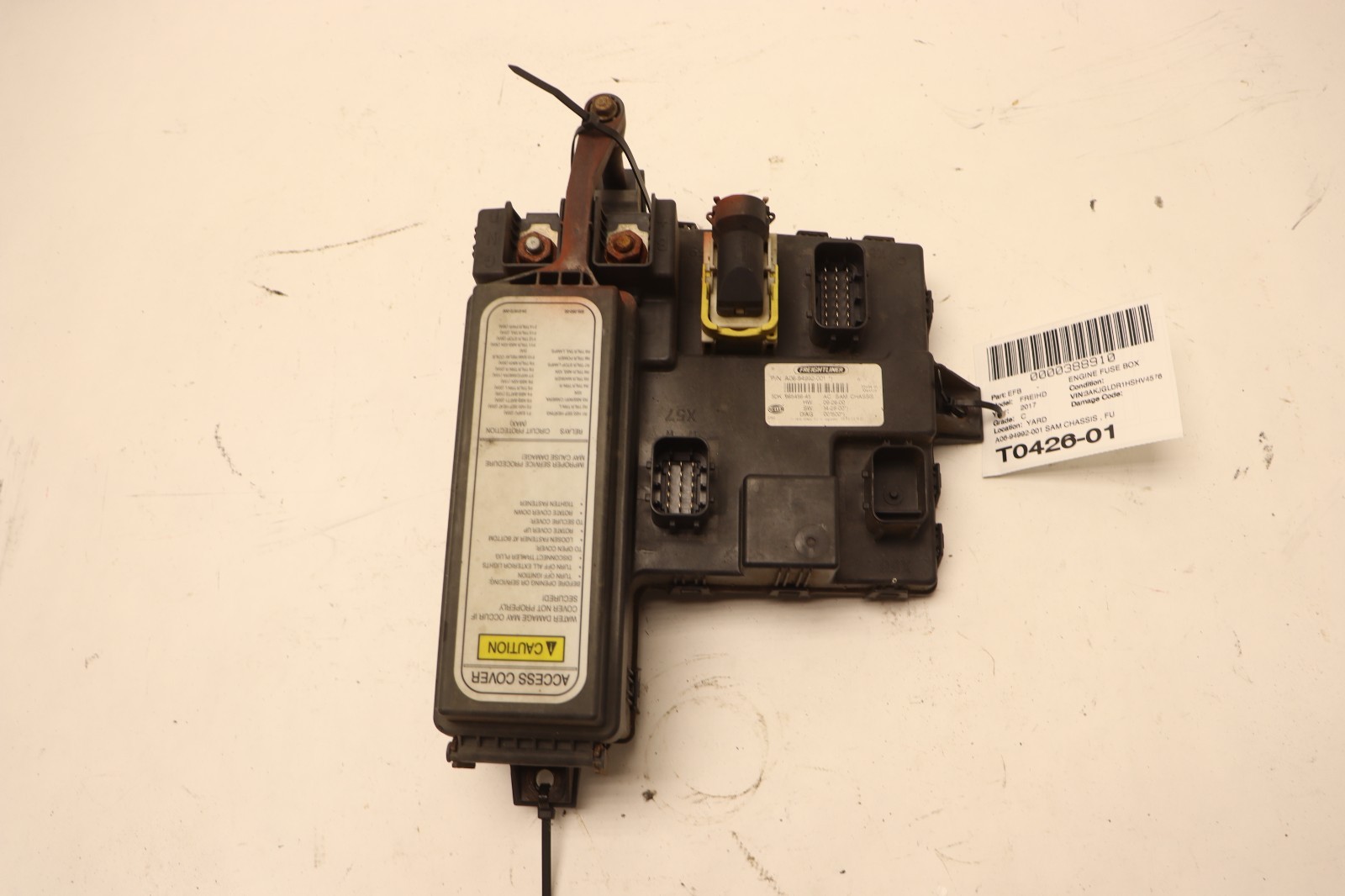 2014-2017 FREIGHTLINER CASCADIA 125 FUSE BOX BLOCK MODULE SAN CHASSIS OEM