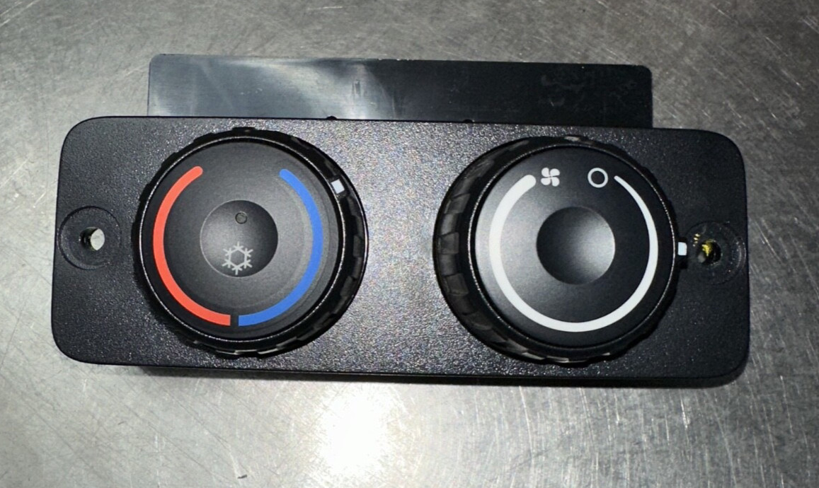 Freightliner Cascadia HVAC Control Assembly System – P/N A22-73672-002