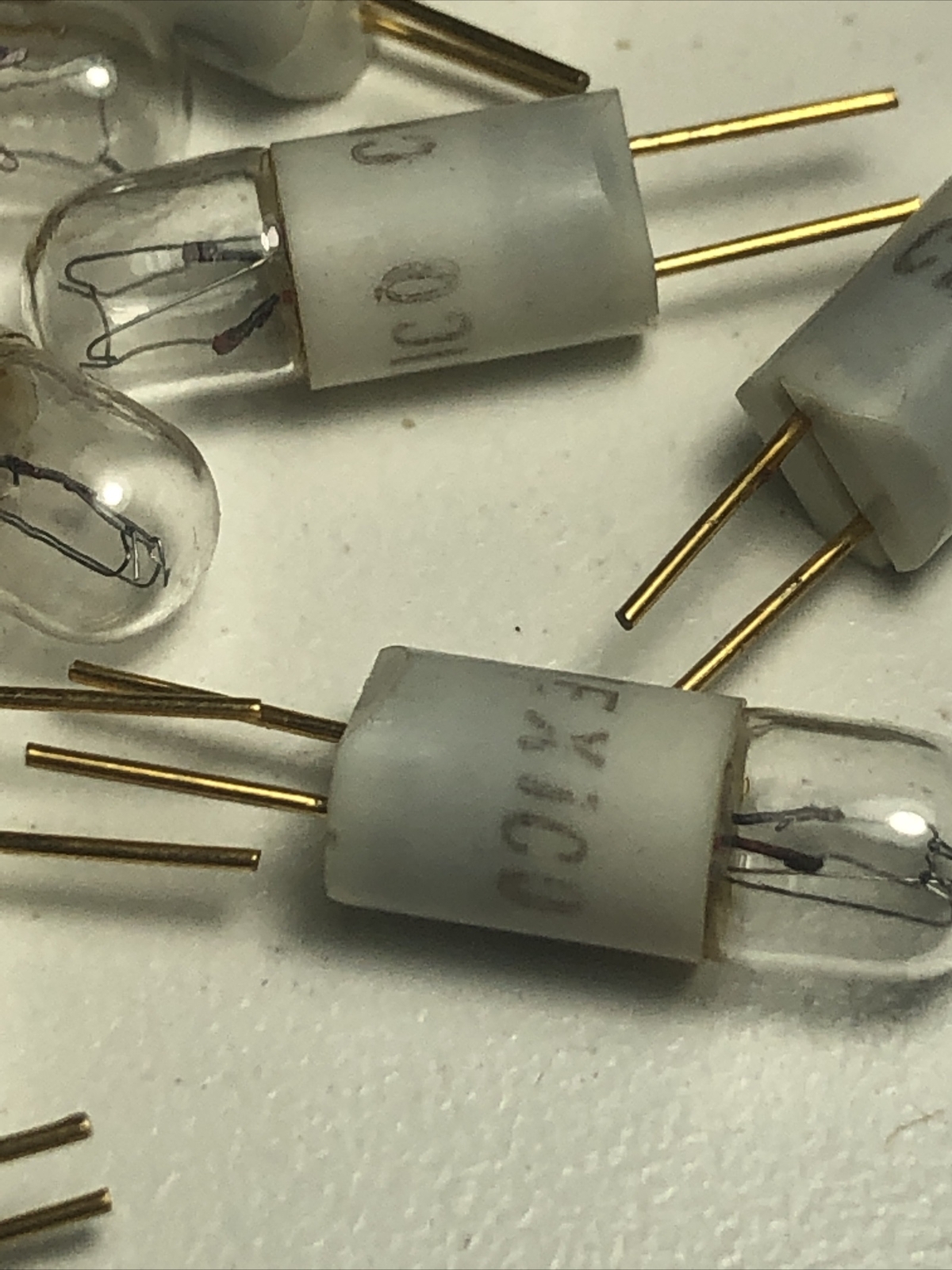 Miniature Incandescent Lamp Bulb, CM7387 LOT OF 20