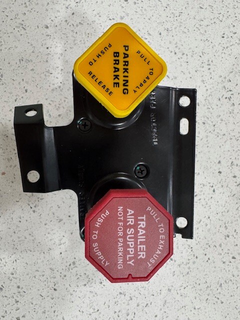 MV3 Module Dash Valve fit for: Volvo Haldex Midland Style KN20619 RKN20619 A/M
