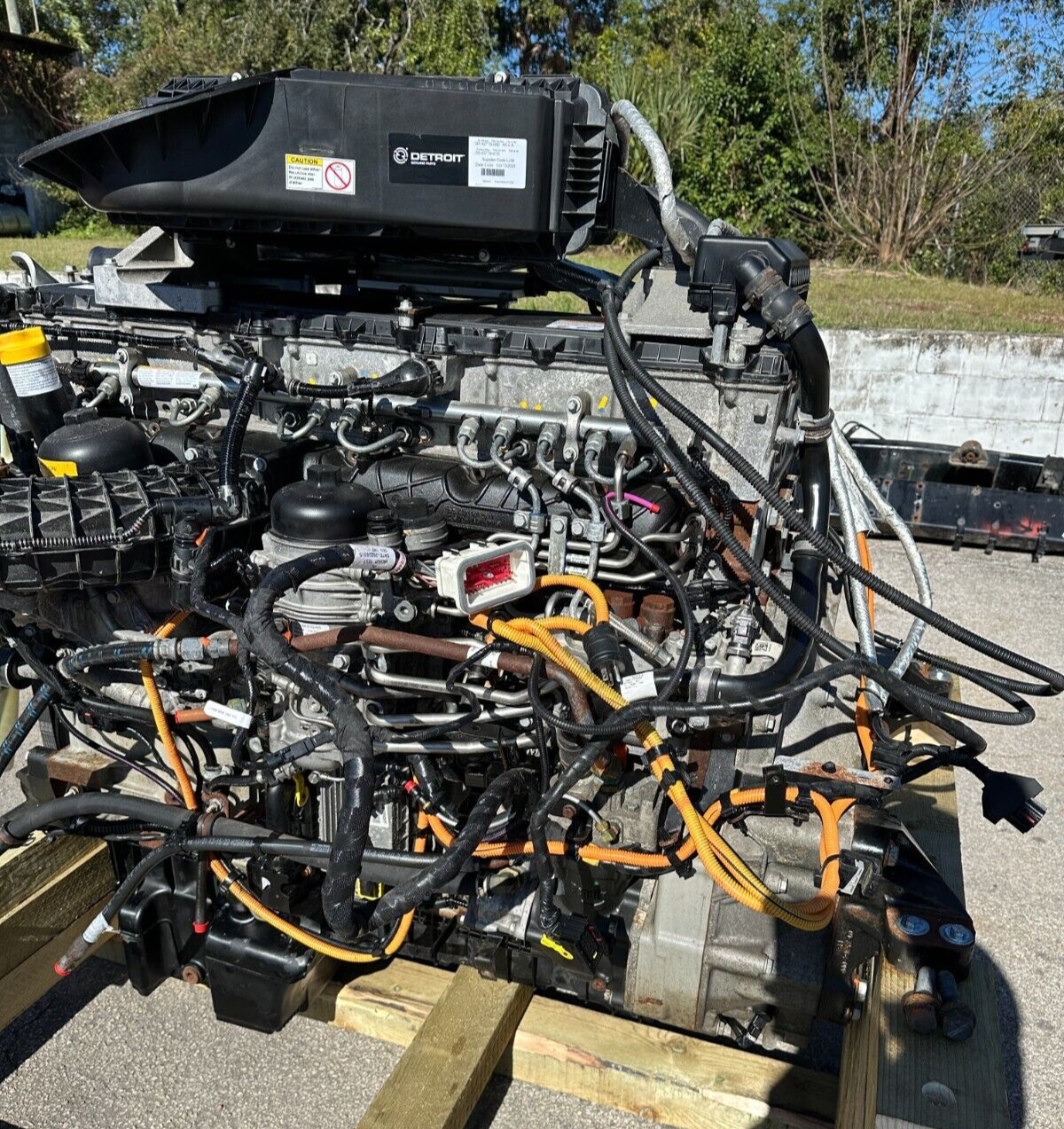 Freightliner Cascadia 126 DC DD13 Engine Assembly 42k miles on it 2024 OEM