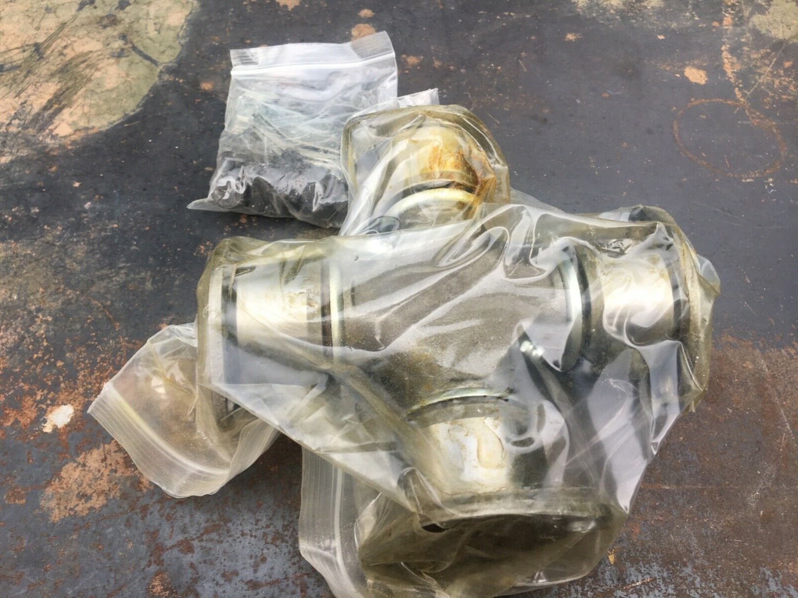 Fleetrite / Navistar ZKC280Q U-Joint Kit NEW