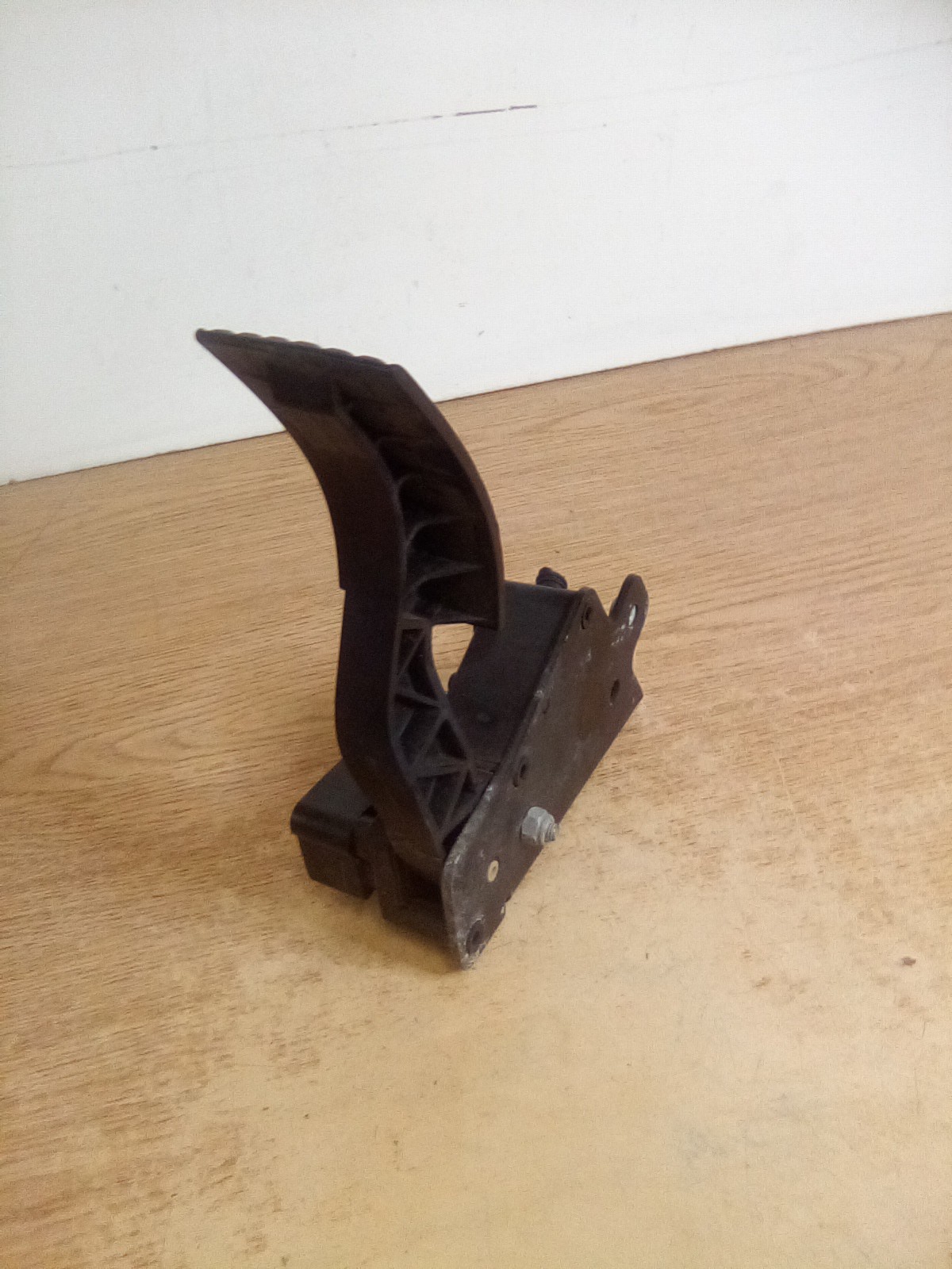 International Prostar/Bendix 5020020 Accelerator Pedal