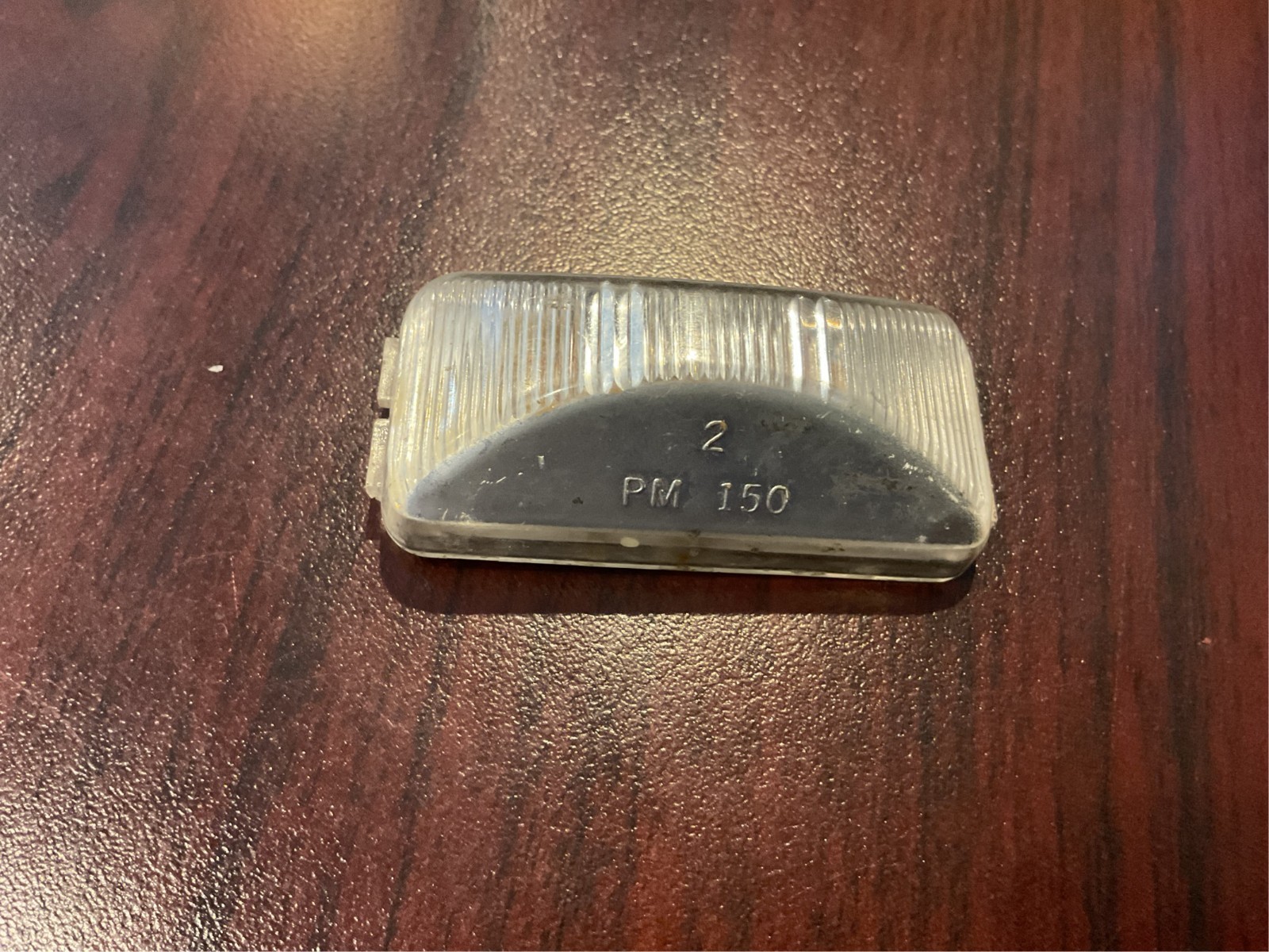 LP2PC 88 Clearance/Marker Light Incandescent, Clear/Polycarbonate Le