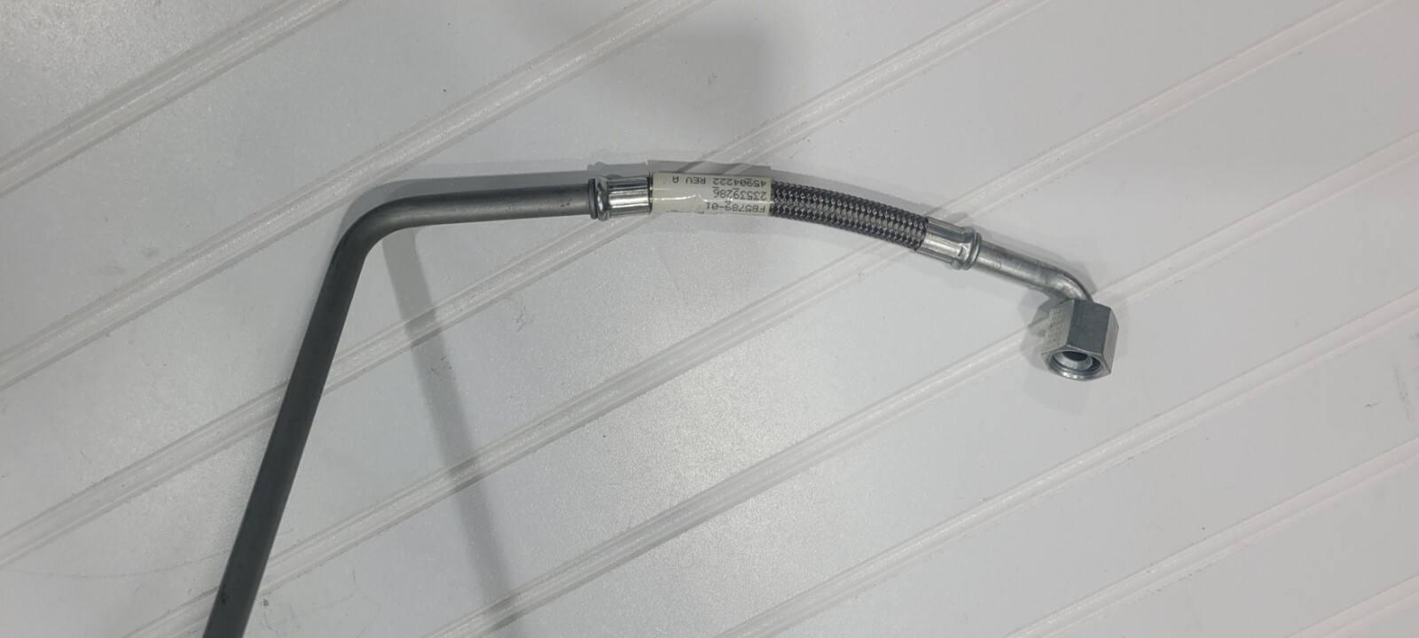 Detroit Diesel Series 50/60 23539286 Turbo Oil Supply Tube Assembly