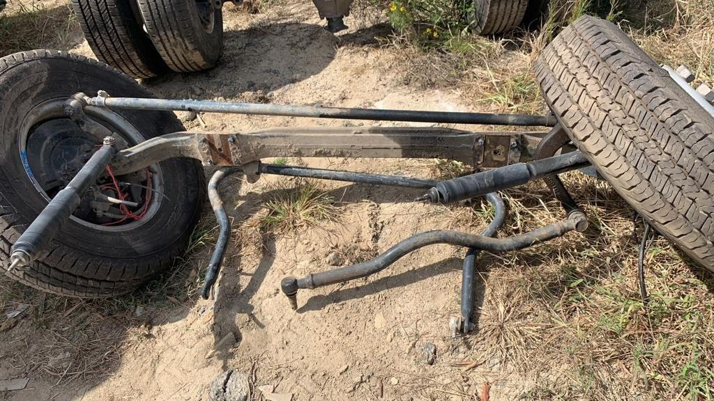**REAR DRIVE SHAFT, 3 PIECES** MITSUBISHI FUSO 2017 FEC52S 3,0L DIESEL AT