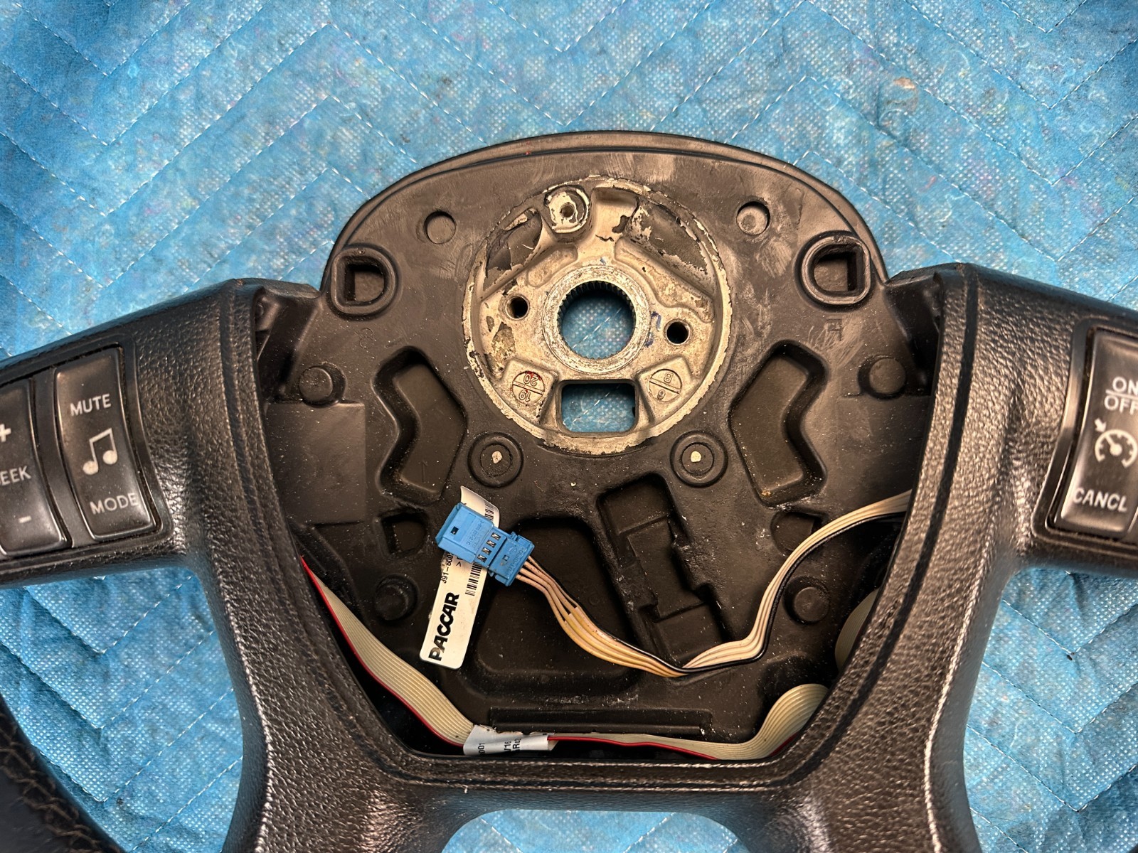 OEM Kenworth T680 Paccar Steering Wheel 2020