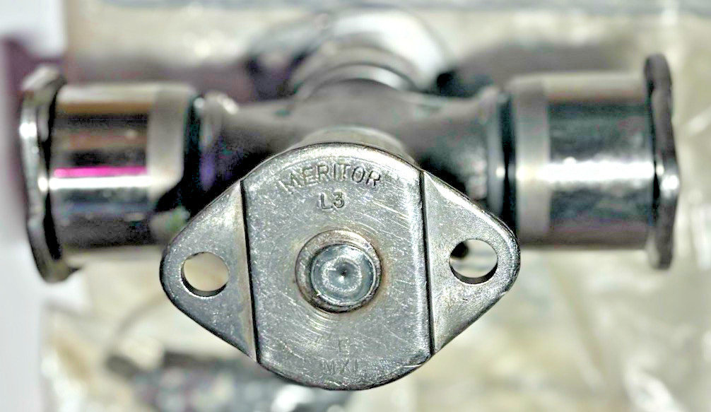 Meritor M280X 1710 U-Joint-MXL Kit Heavy Duty Full-Round / Bearing Plate