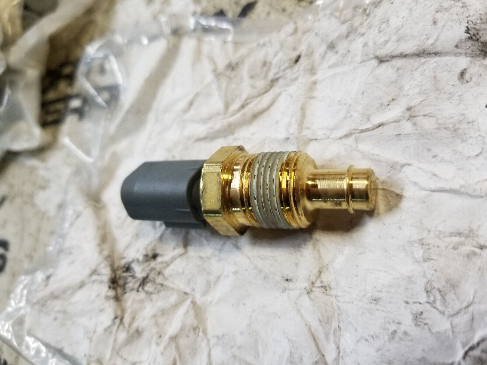 MOPAR FLUID TEMPERATURE SENSOR 05149077AB