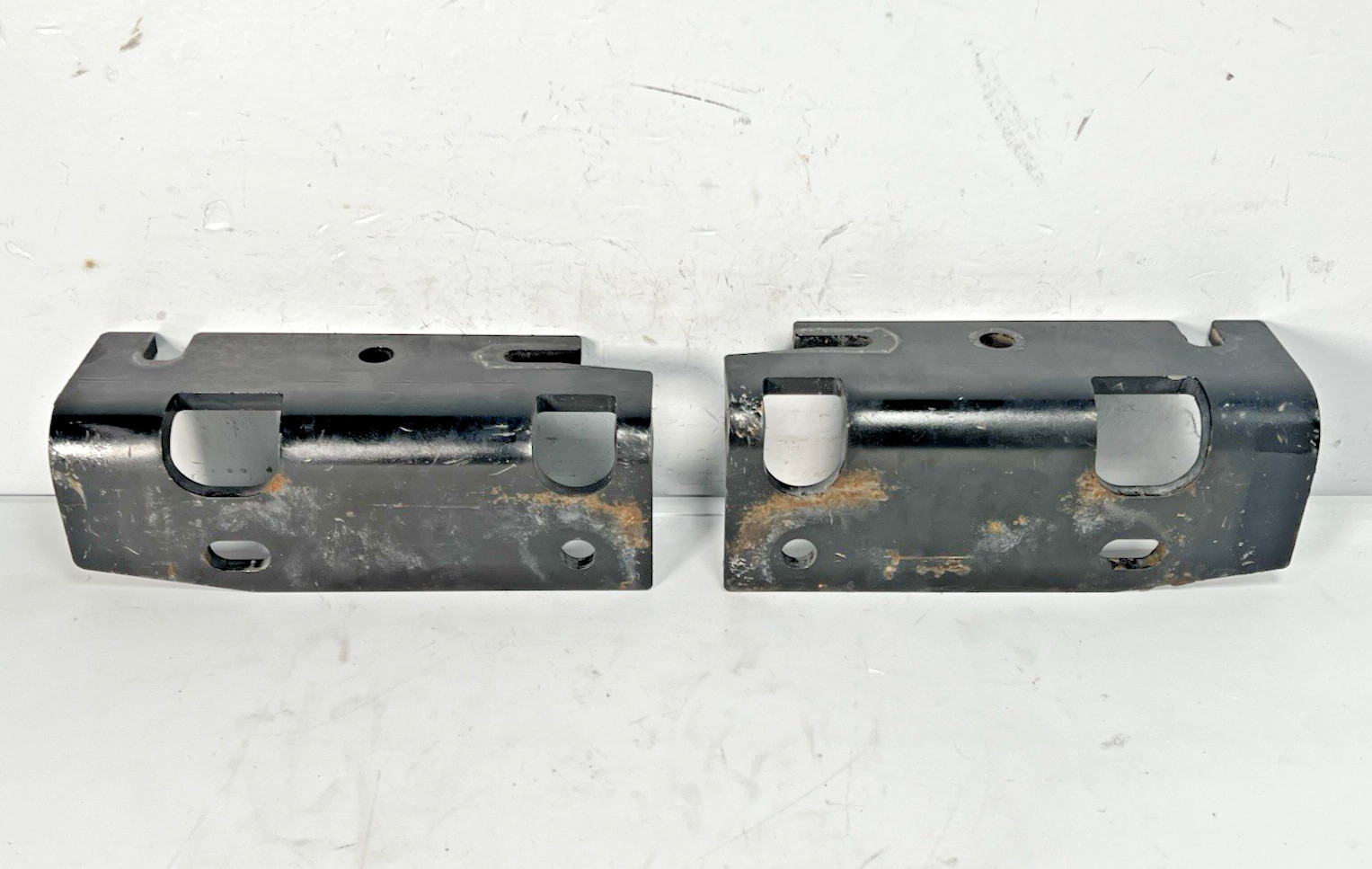 2022 Kenworth T680 Paccar Left Right DEF Frame Bracket Set of 2 *2719*