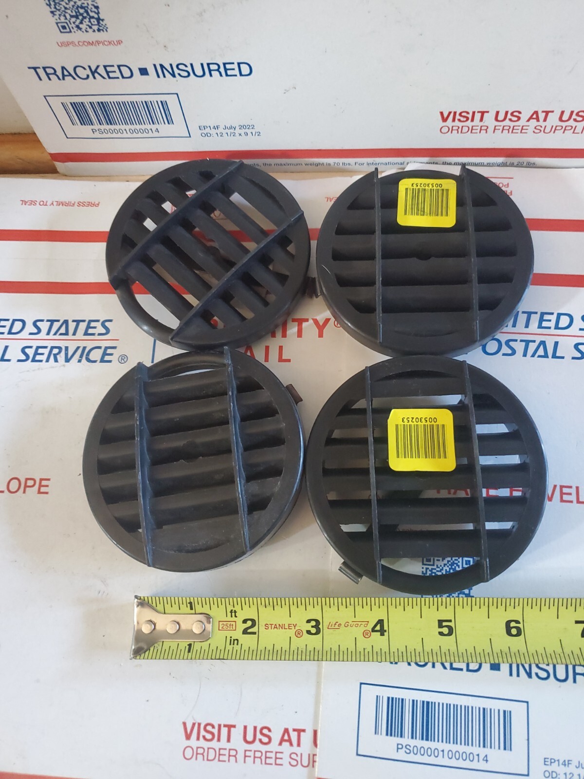 0530253 Bluebird Black Round Diffuser LOT OF 4 SHELF WEAR NEW , U4