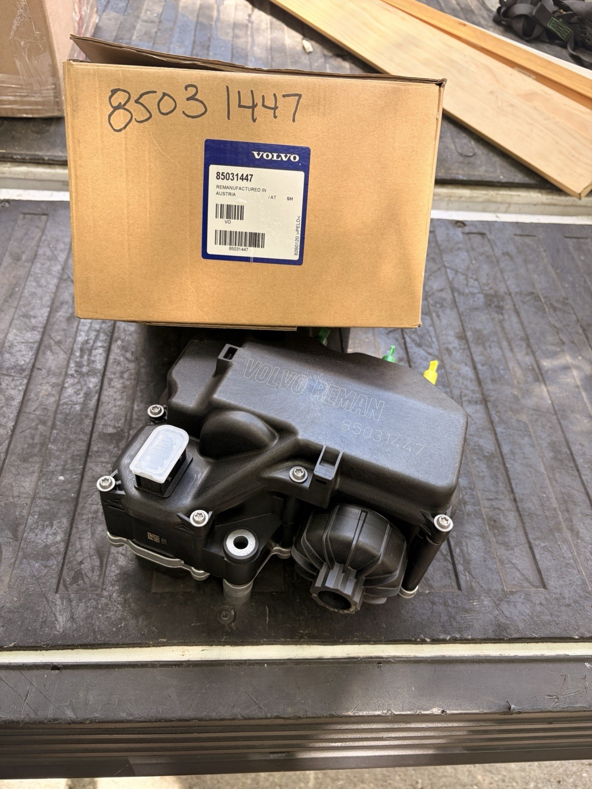Volvo Mack Unit Pump DEF Pump 85031447 24326552 85002754 23753845