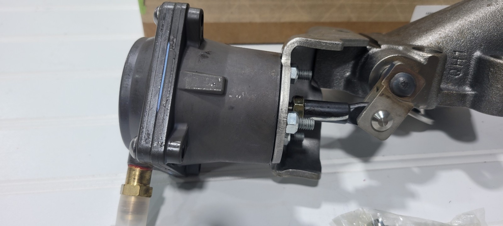 Genuine Detroit Diesel EGR Valve Kit 23529670 Series 60