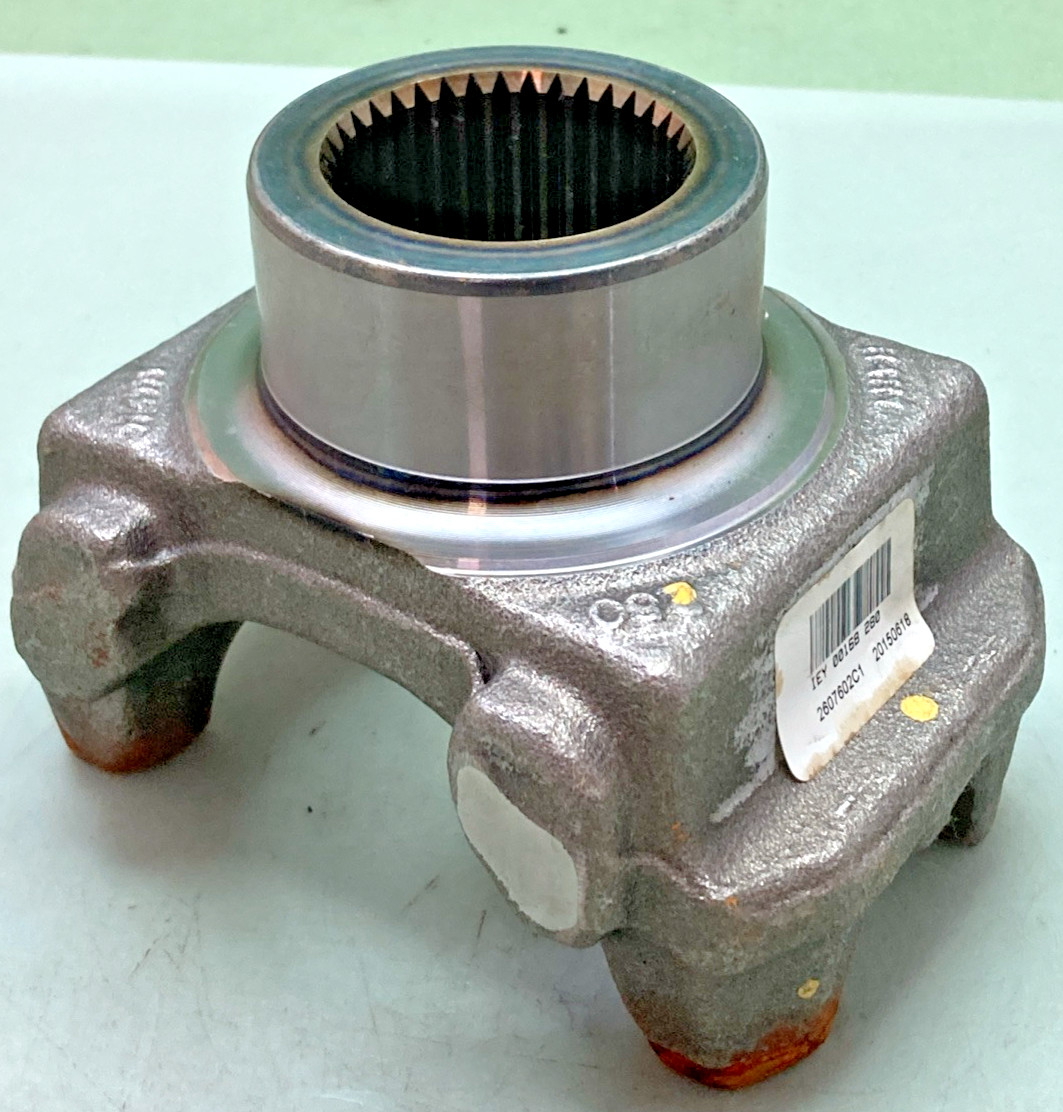 NEW REPLACES INTERNATIONAL 2607602C1 FLANGE END YOKE SPL90